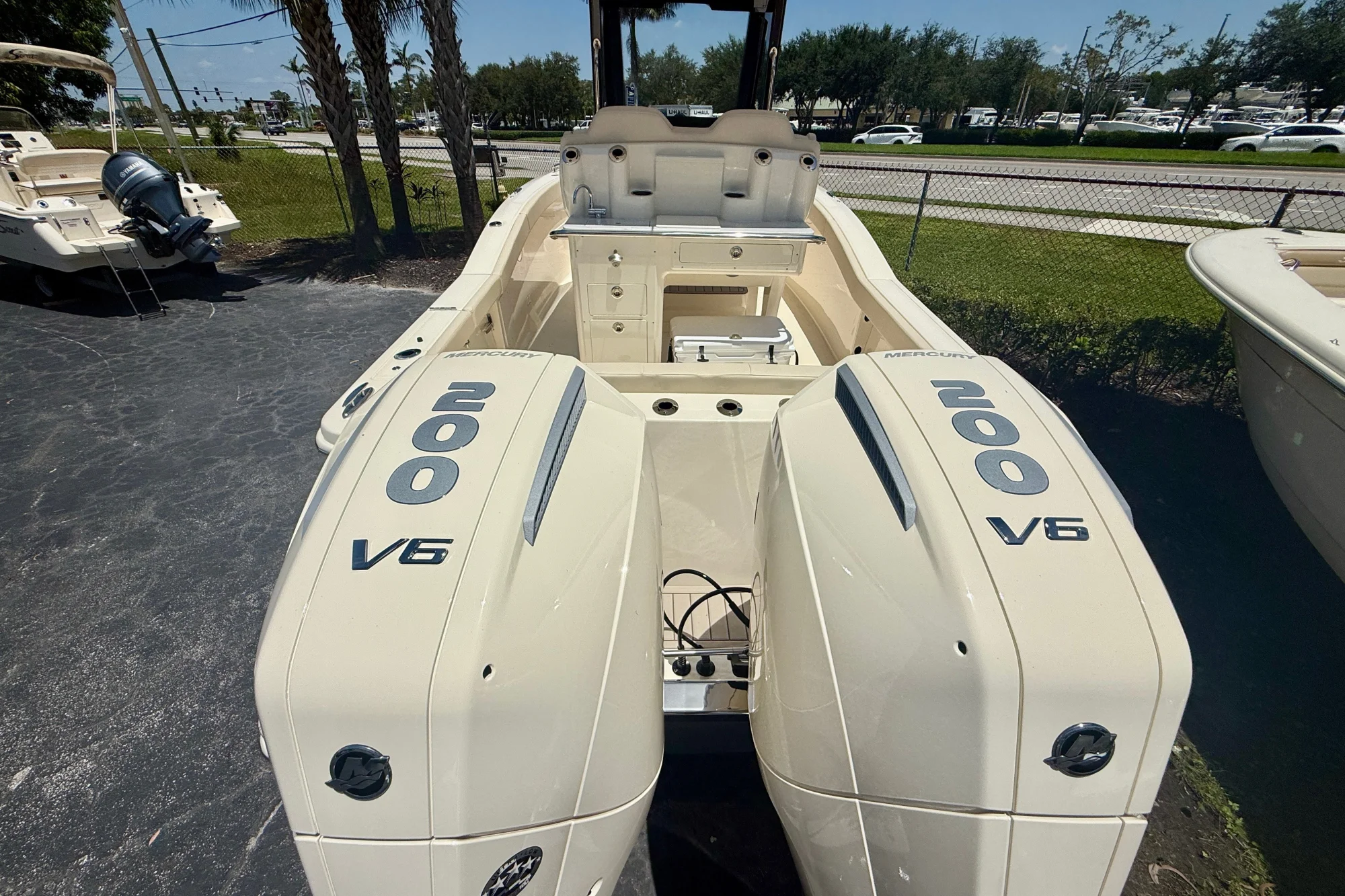 2027 Scout 260 LXF - Image 3