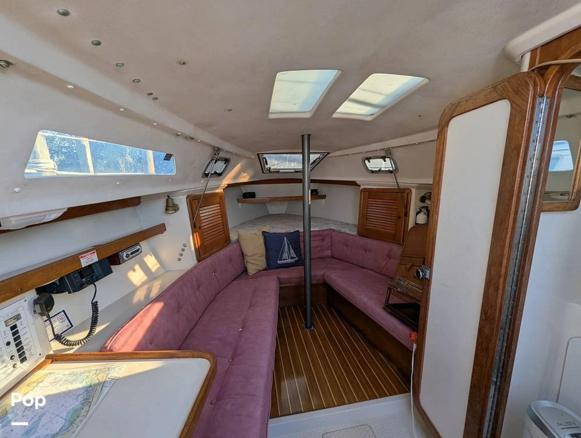 1993 Catalina 270 - Image 3