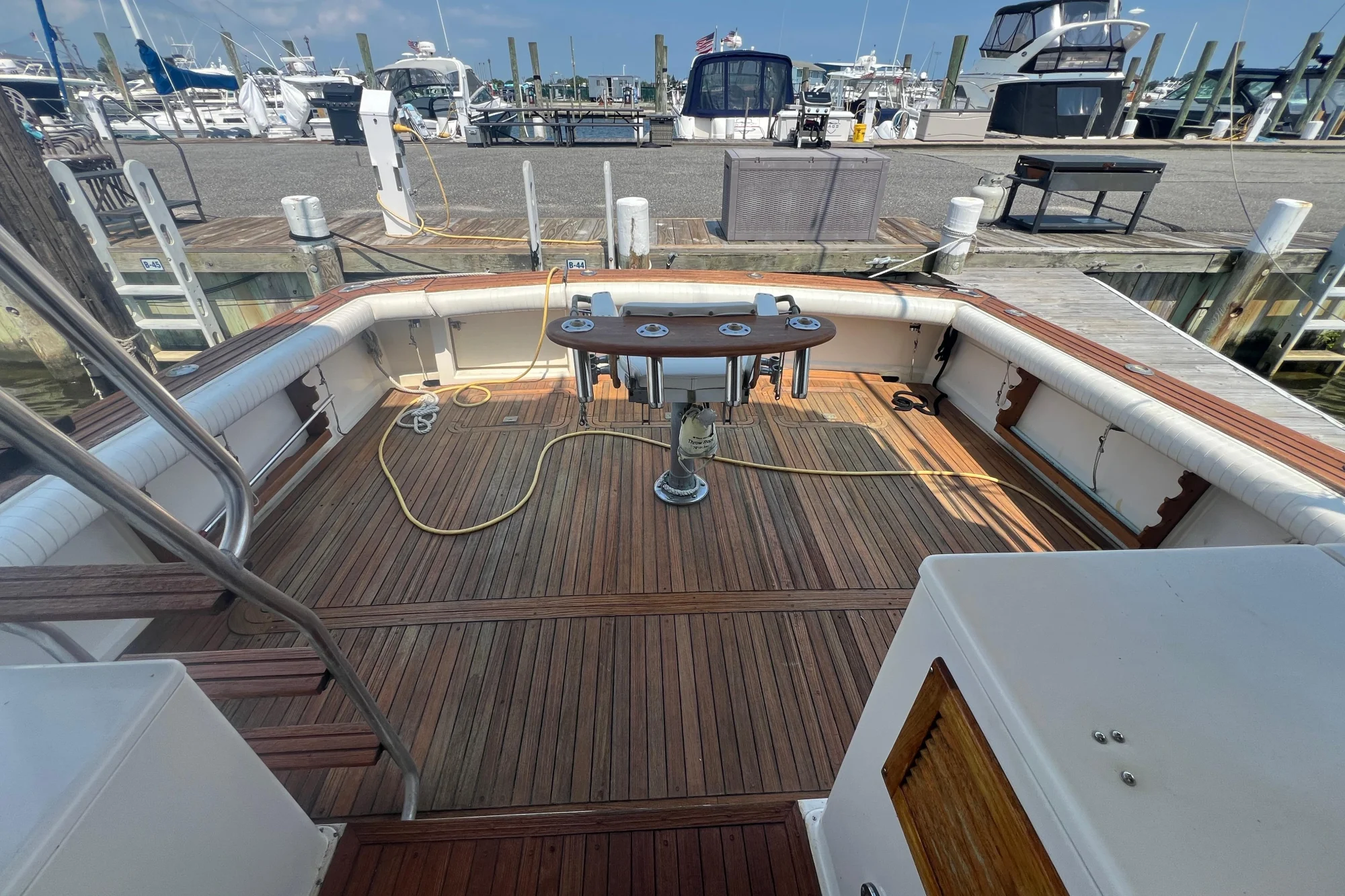 1989 Blackfin 38 Convertible - Image 5