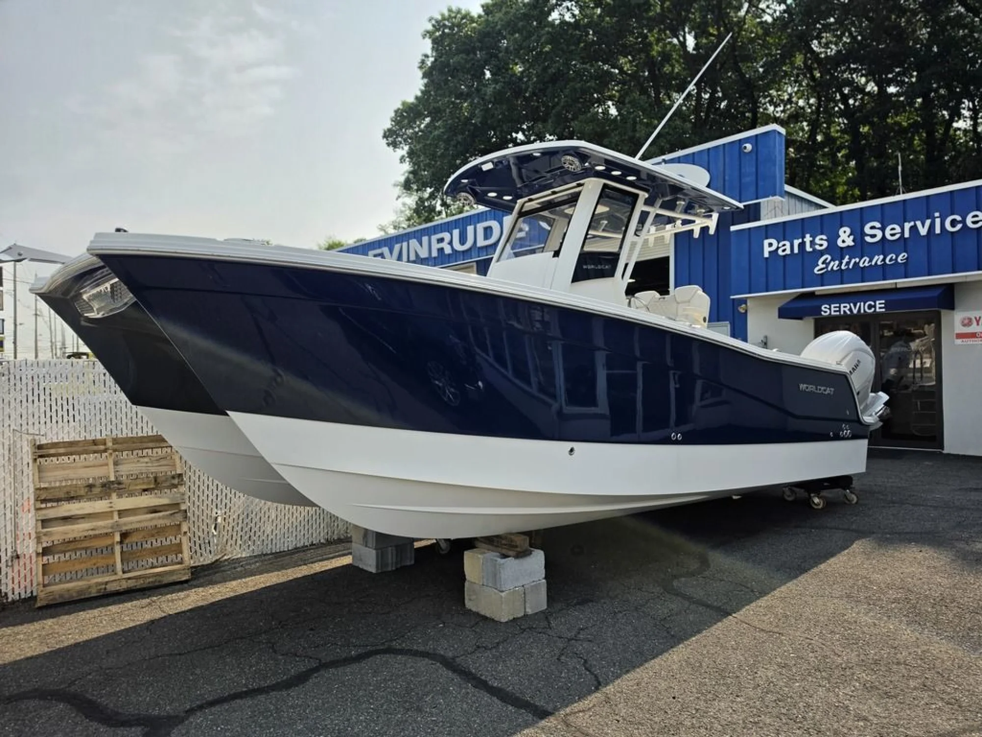 2027 World Cat 265 CC-X