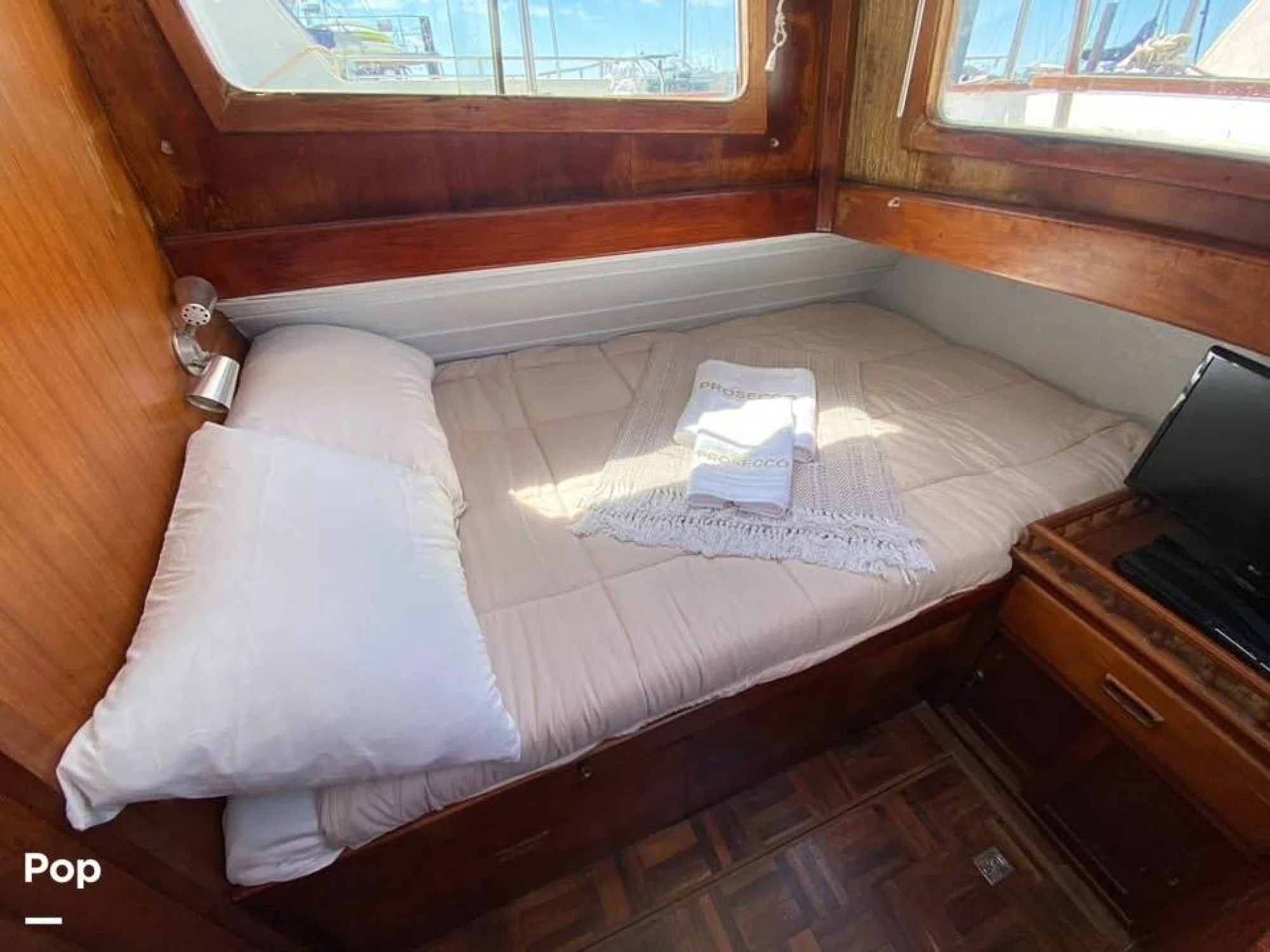 1976 CHB 34 - Image 3
