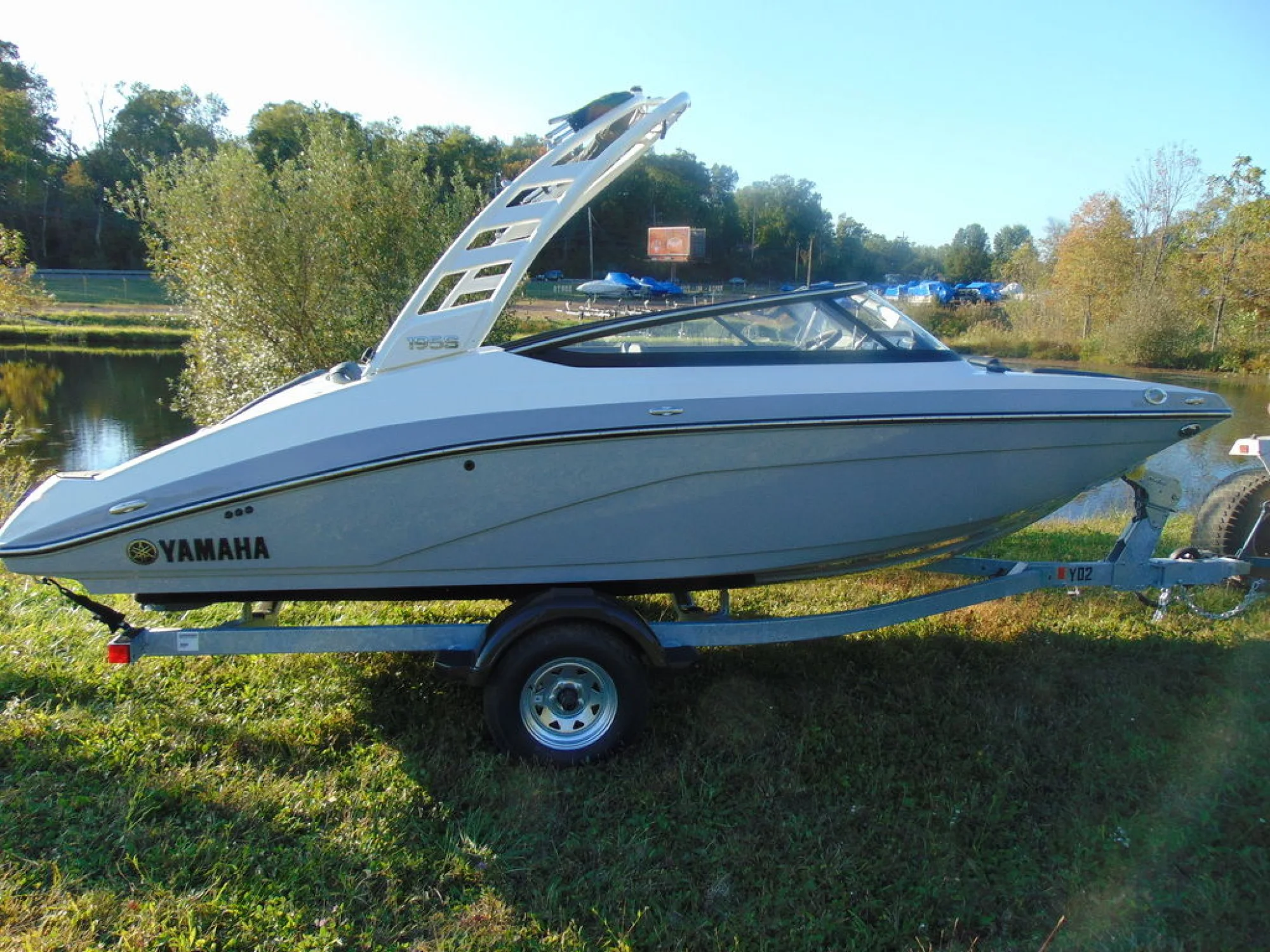 Yamaha Boats 195S - Image 2