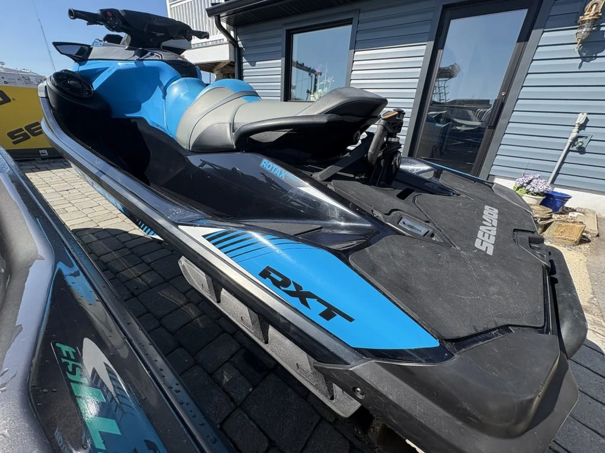 2019 Sea-Doo RXT - Image 2