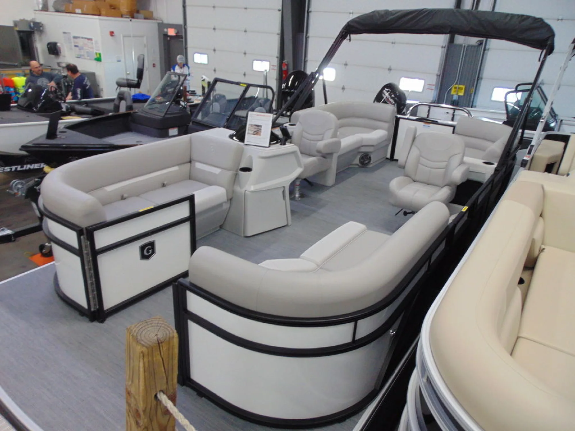 Godfrey Pontoons Xperience 2086 SBX 25 in. Package - Image 4