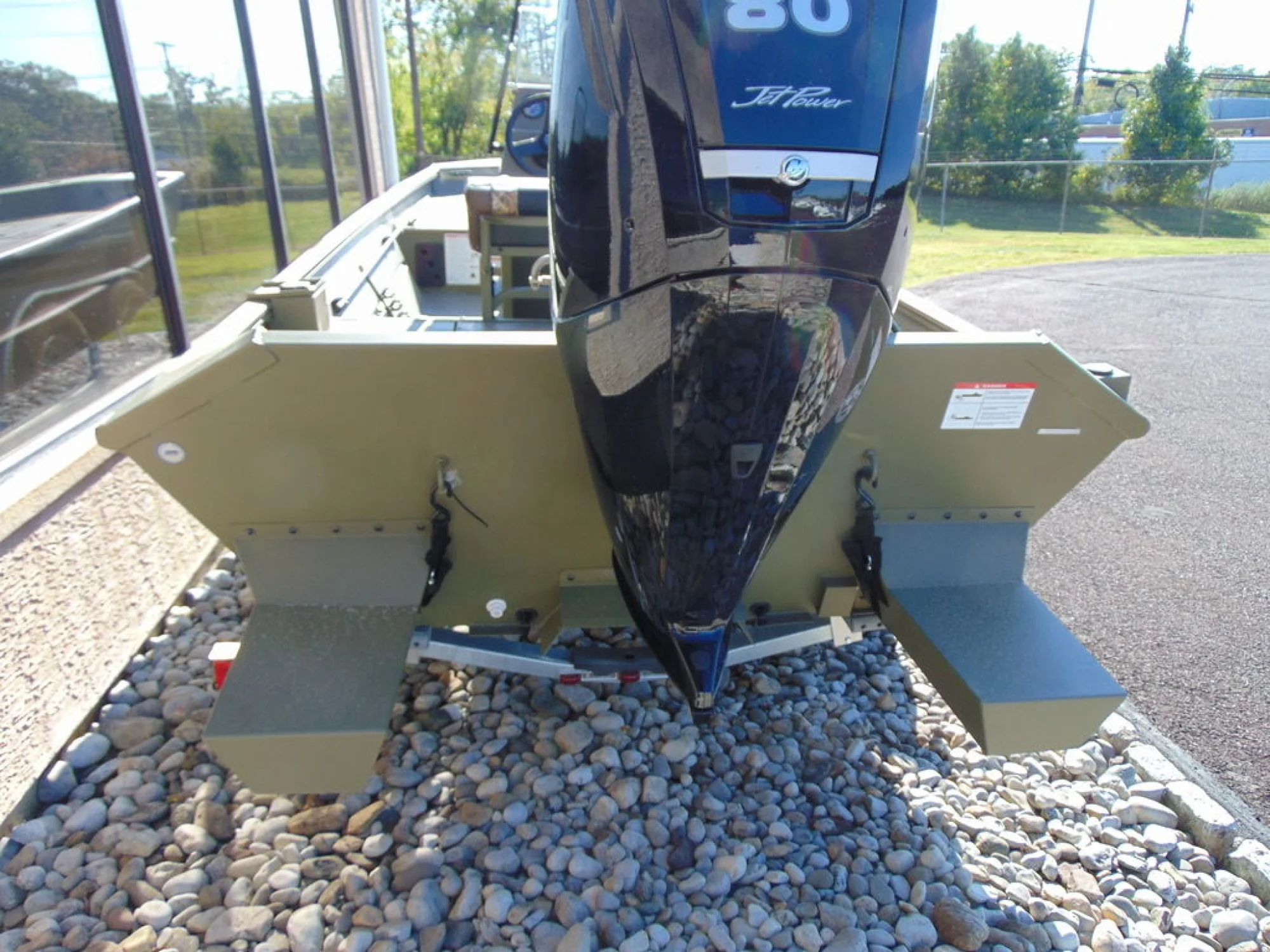 Crestliner 1860 Retriever CC Tunnel - Image 4