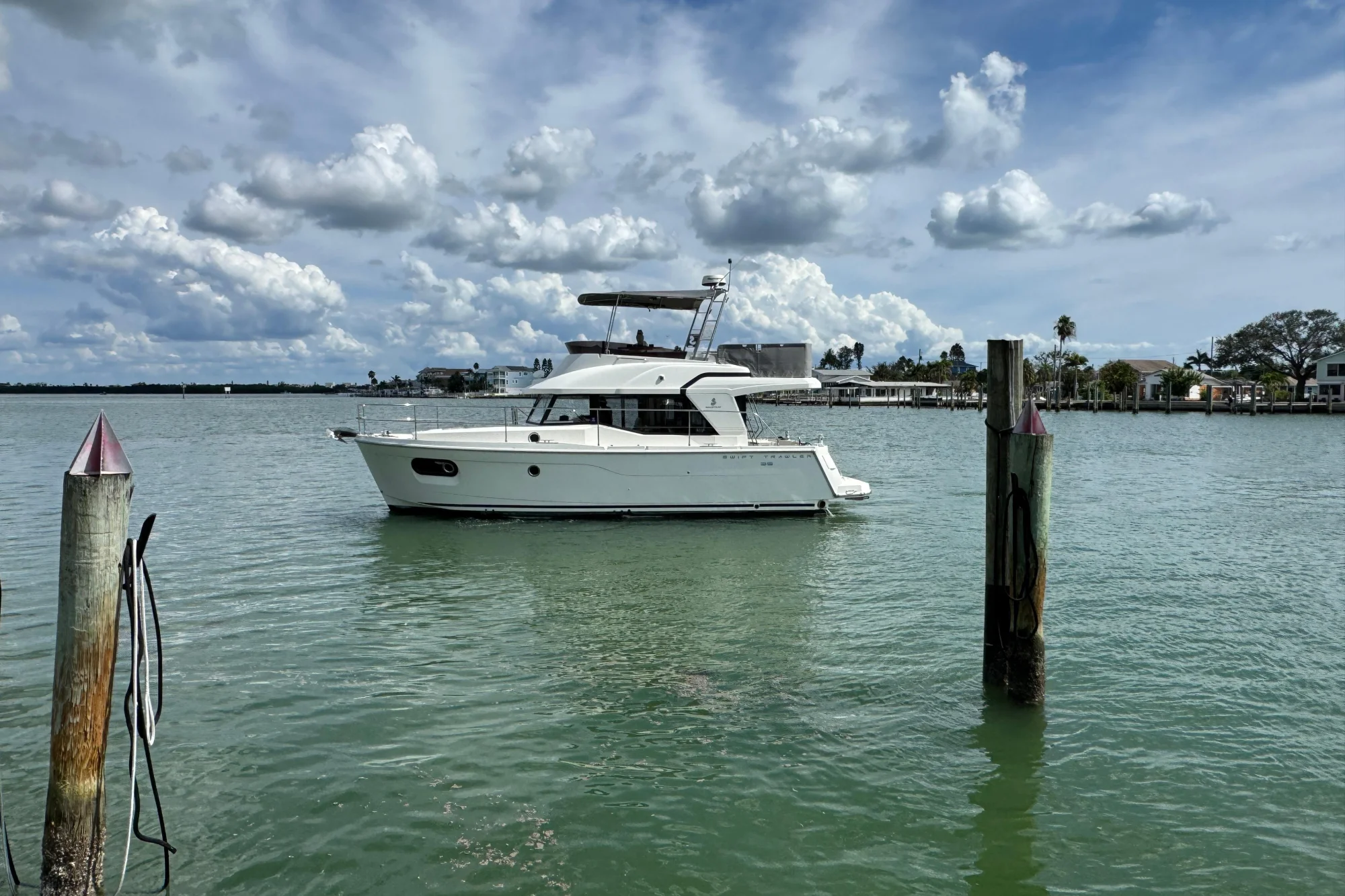 2023 Beneteau Swift Trawler 35 - Image 5