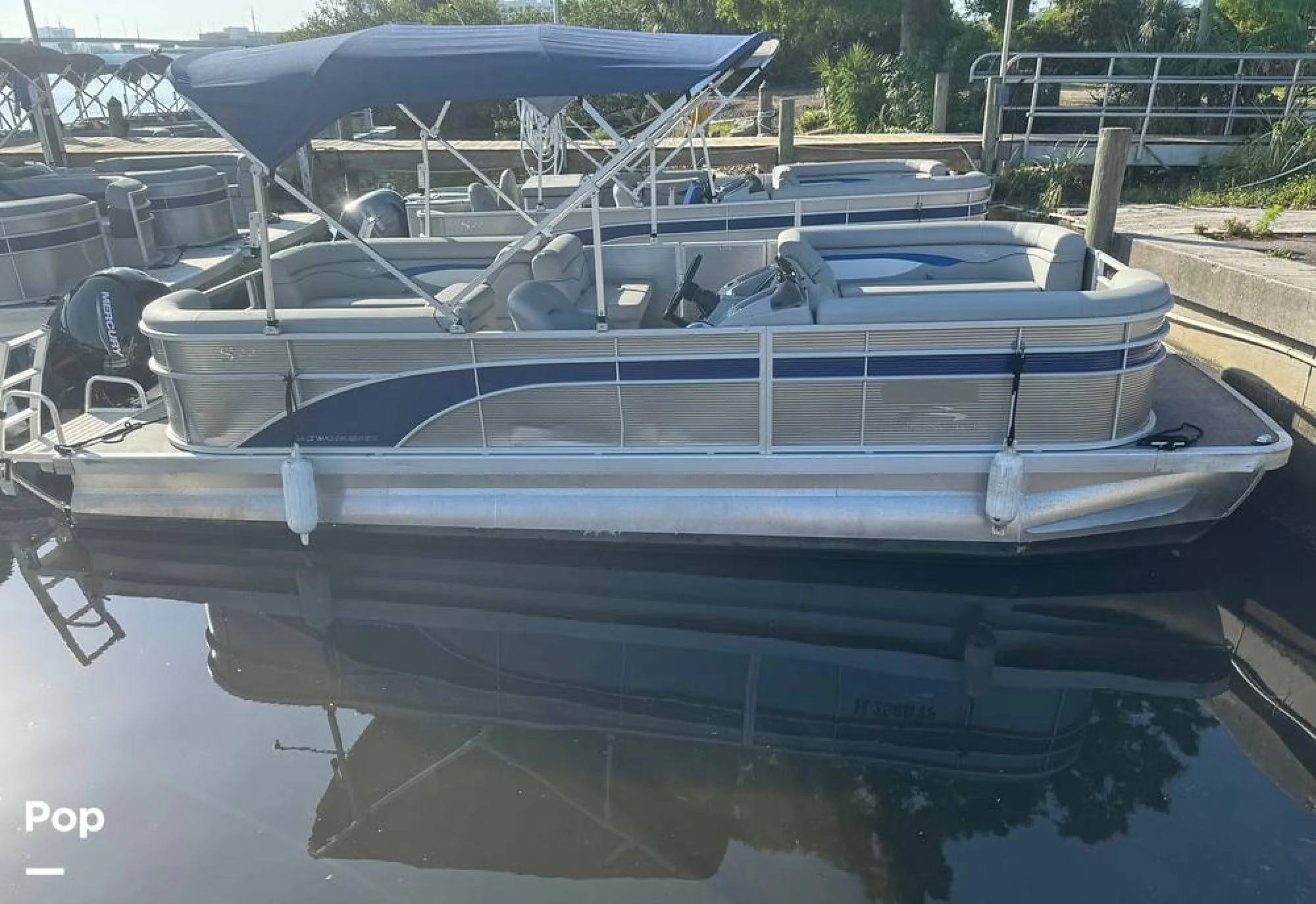 2023 Bennington 22 SSR - Image 2