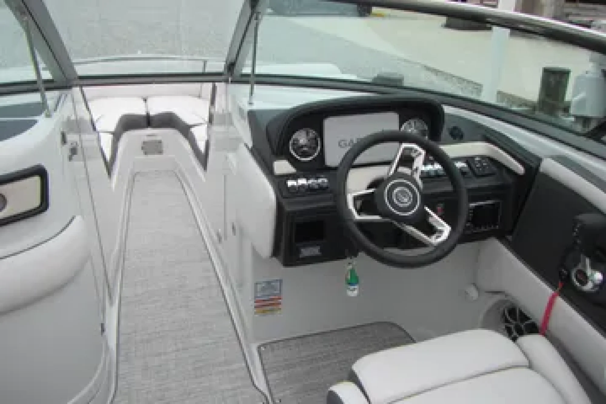 2023 Crownline 270 SS - Image 5