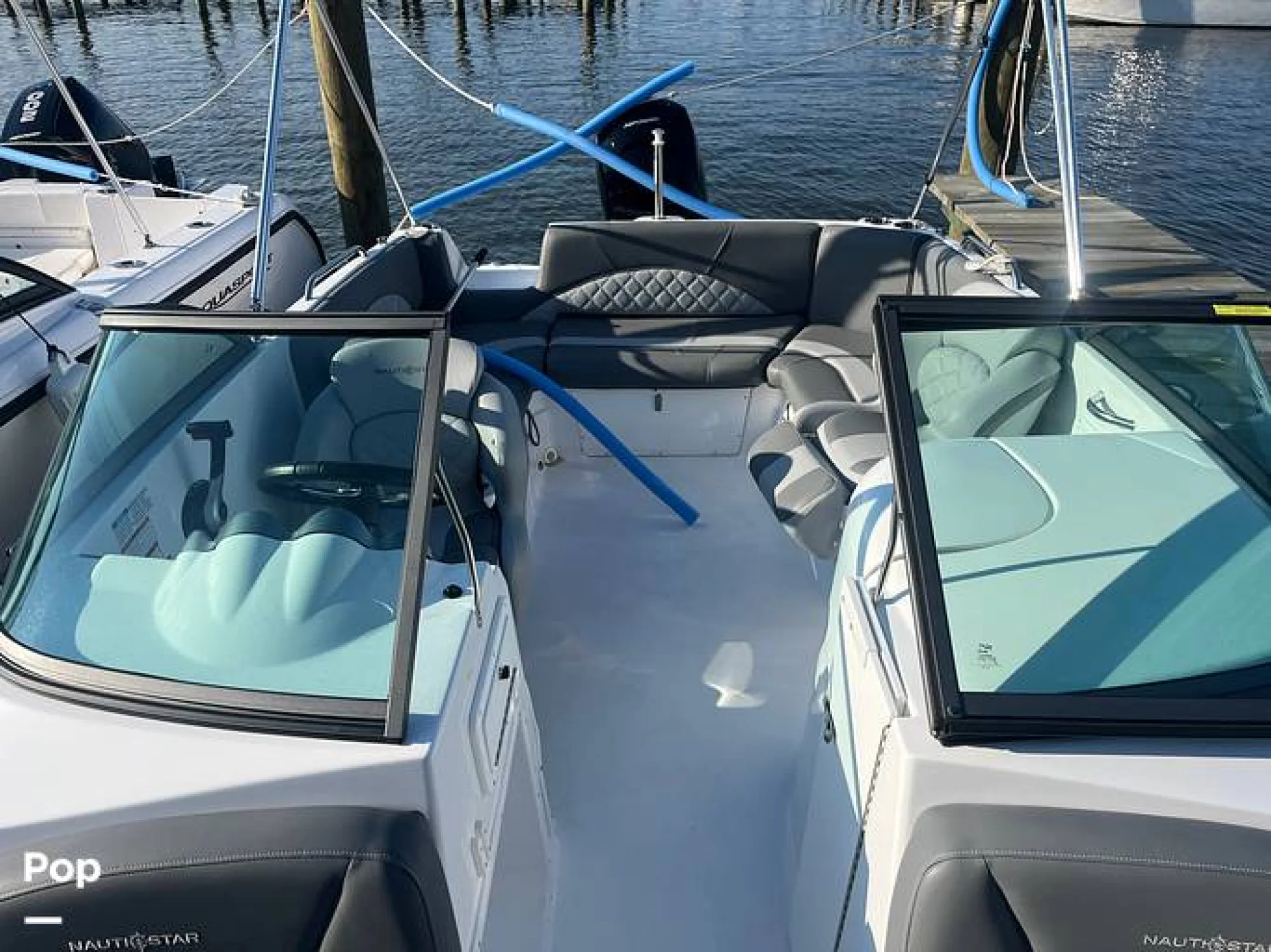 2025 NauticStar 223 DC - Image 5