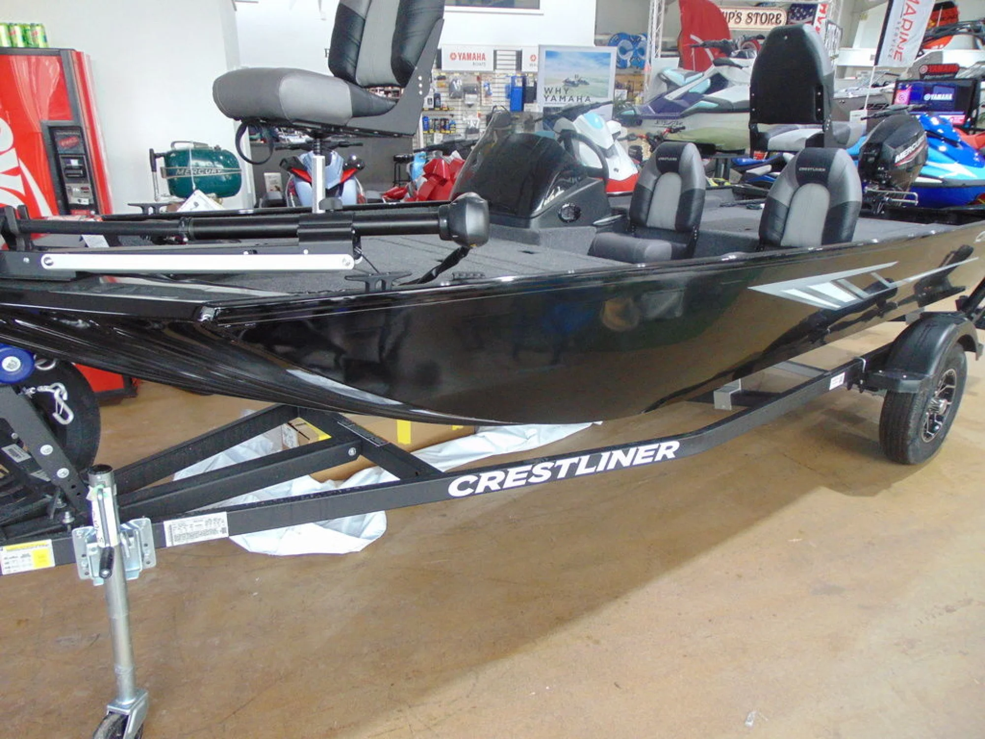 Crestliner 1700 Storm - Image 2