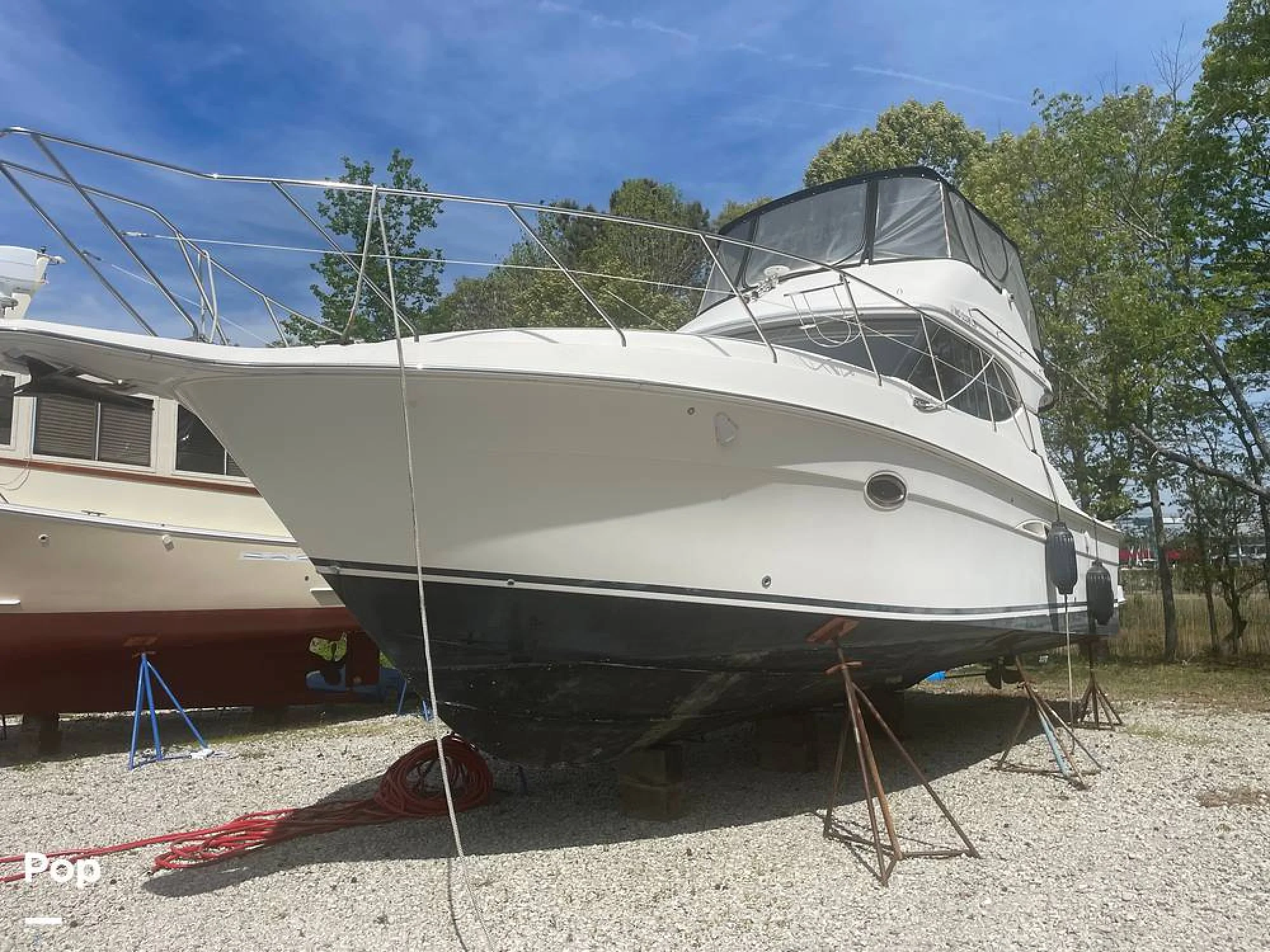 2004 Silverton 34 Convertible - Image 2
