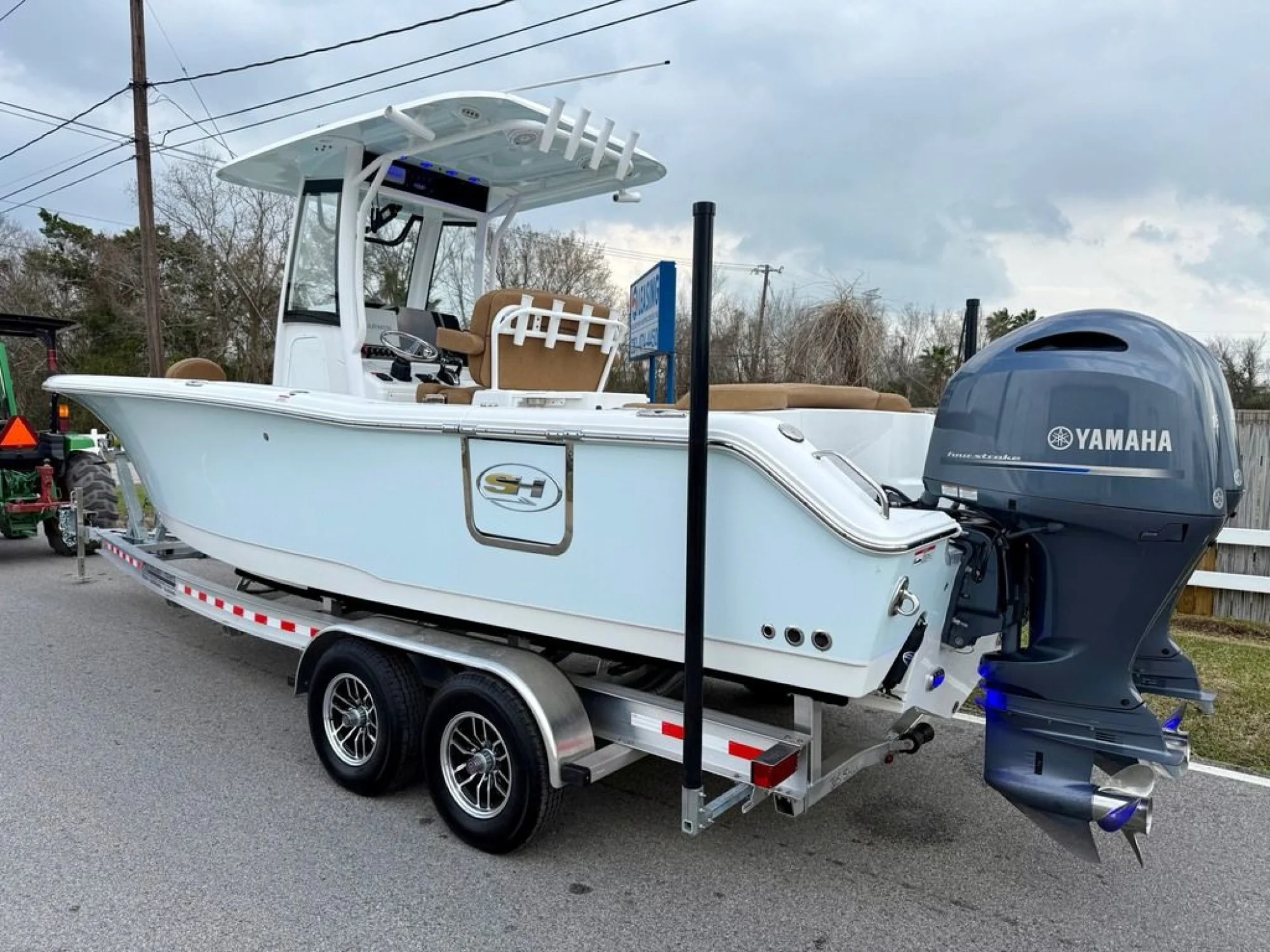 2022 Sea Hunt Ultra 265 SE - Image 2