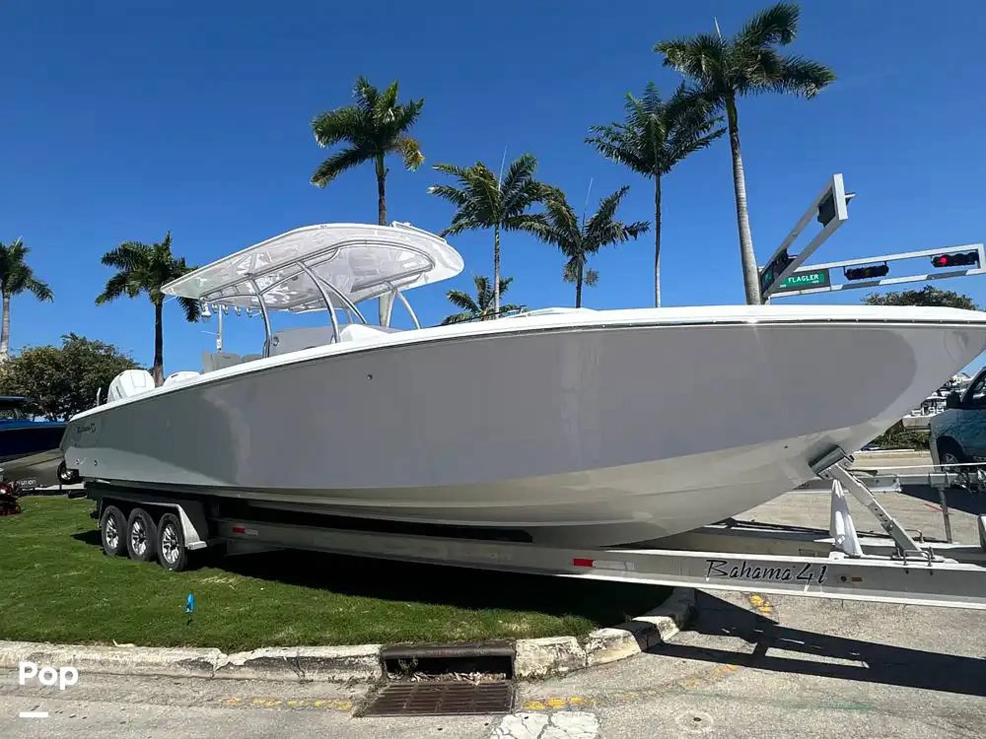 2027 Bahama 35 CC - Main Image