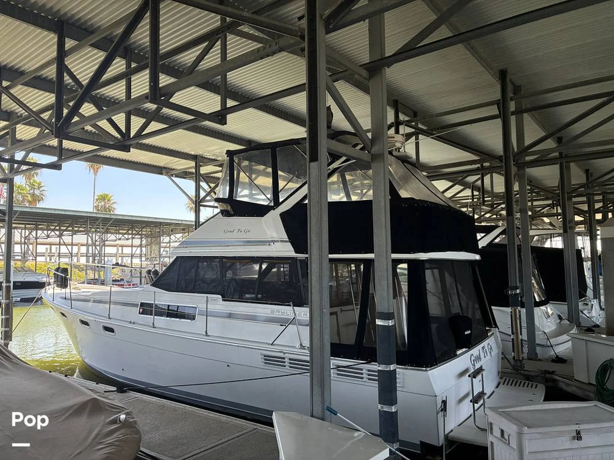 1990 Bayliner 3888 - Main Image