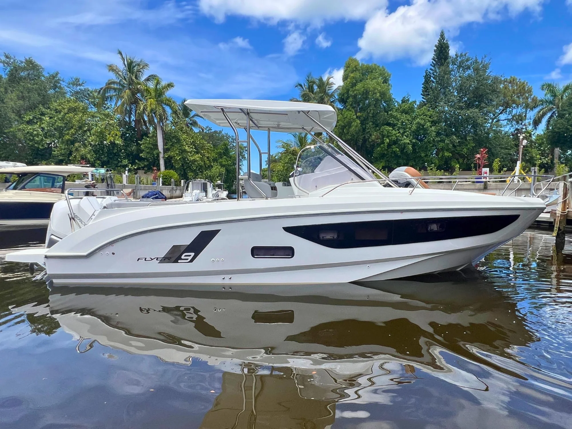 2025 Beneteau Flyer 9 SUNdeck