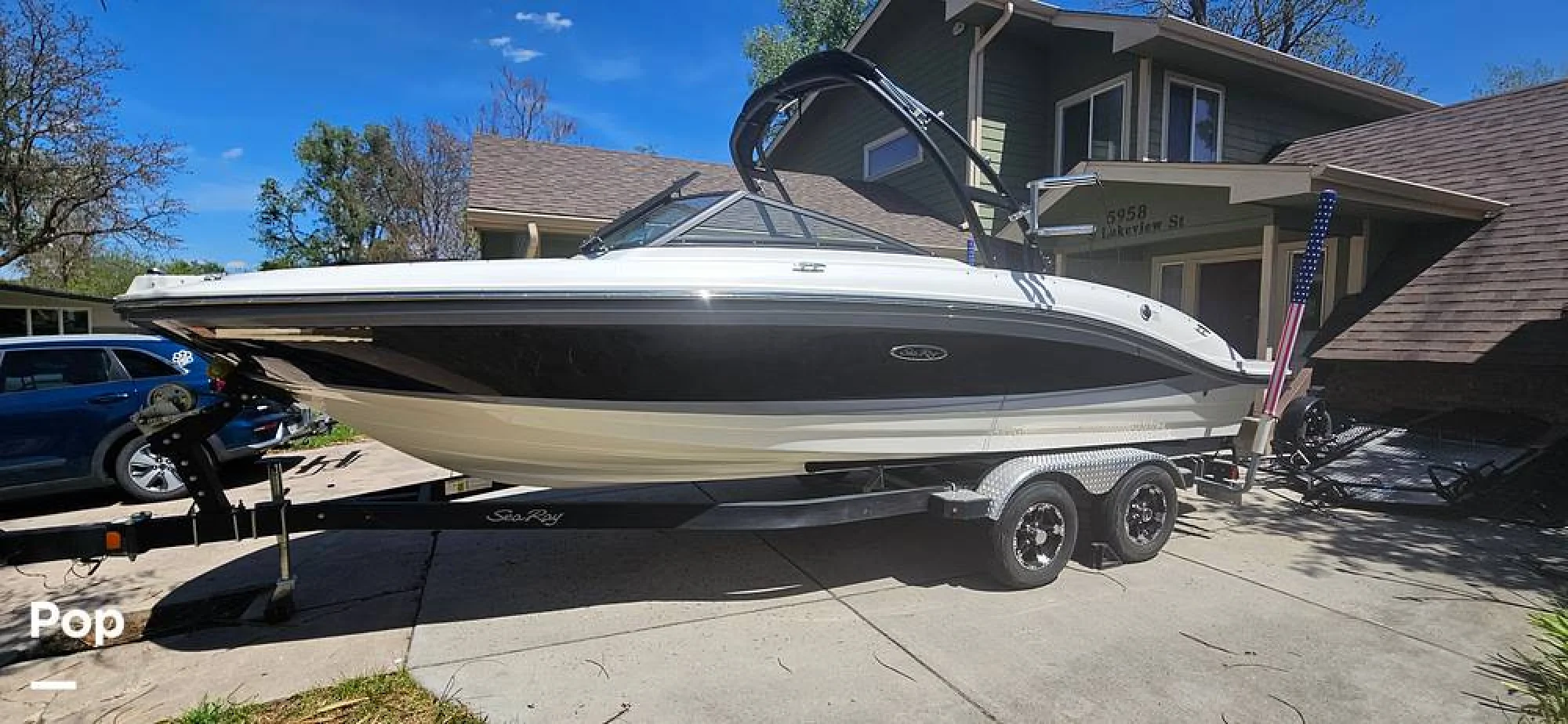 2022 Sea Ray SPX210 - Image 3