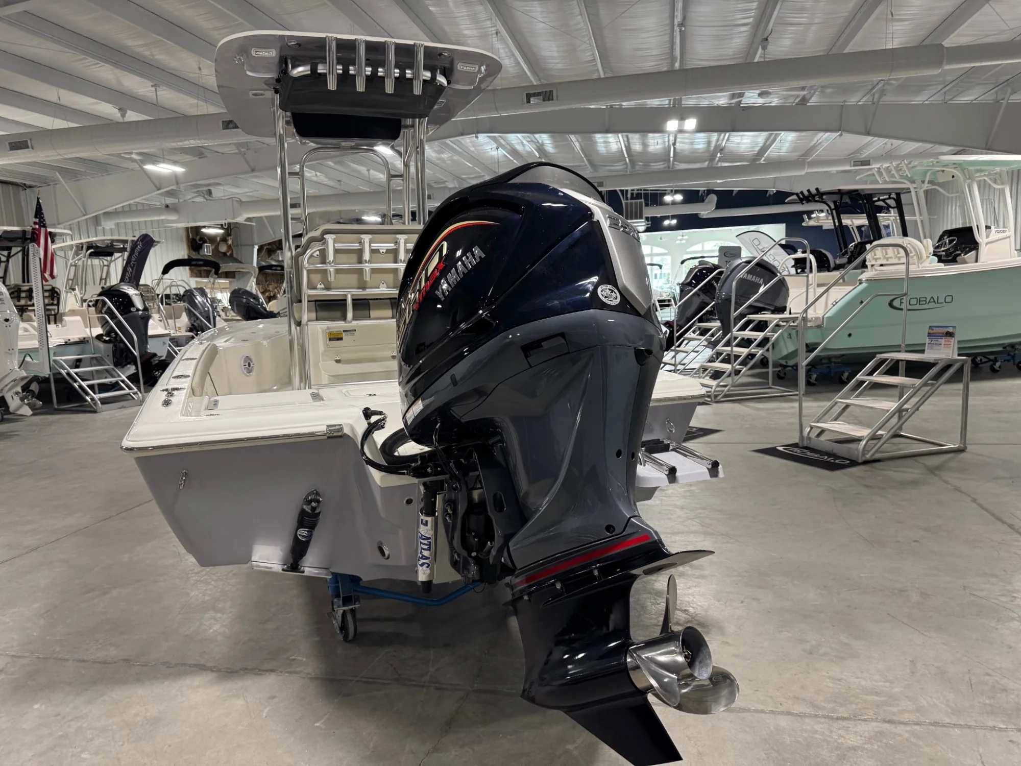 2026 Key West 230 Bay Reef Manta Gray - Image 4