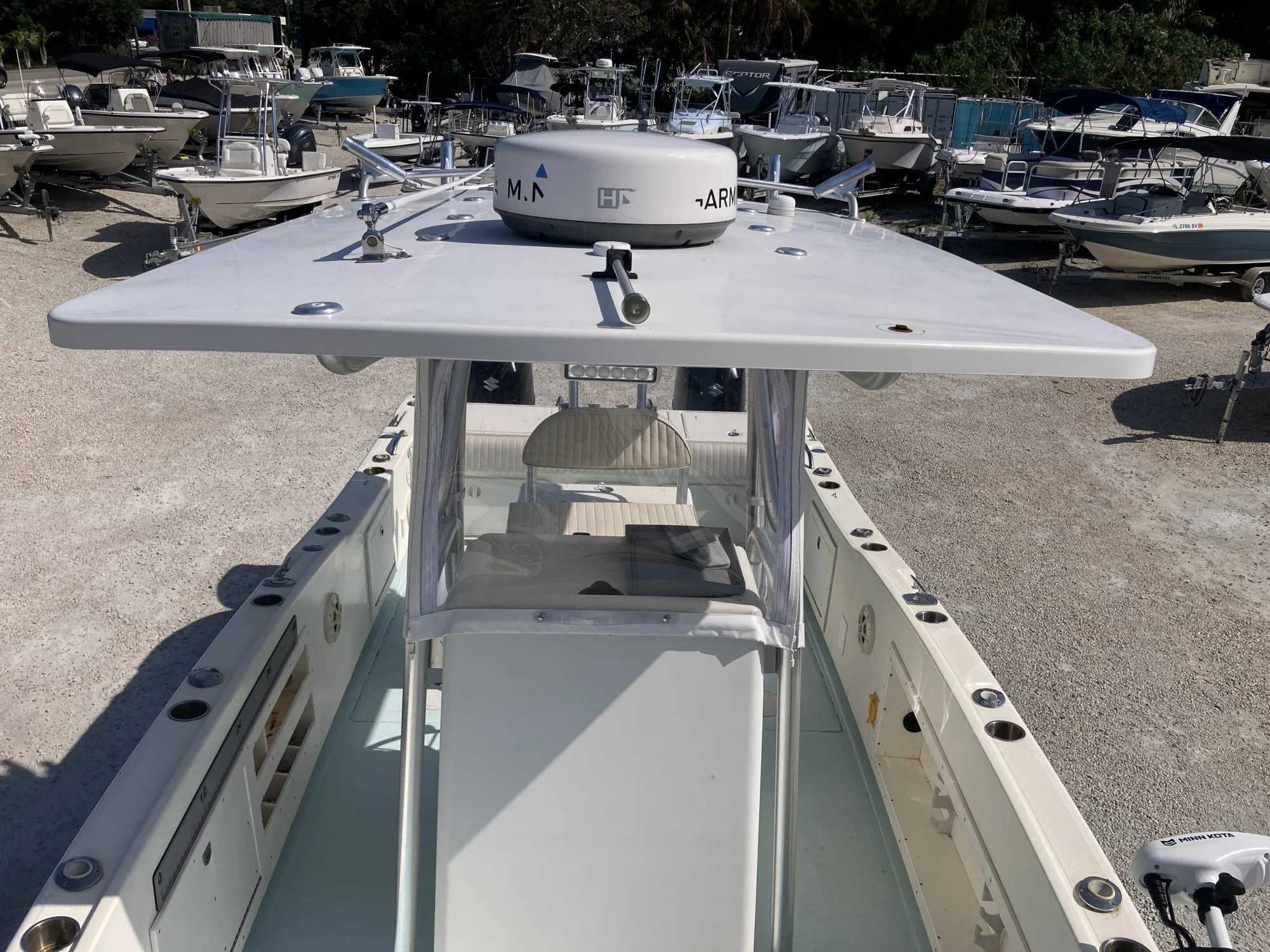 1998 World Cat 246 Sport Fish - Image 5