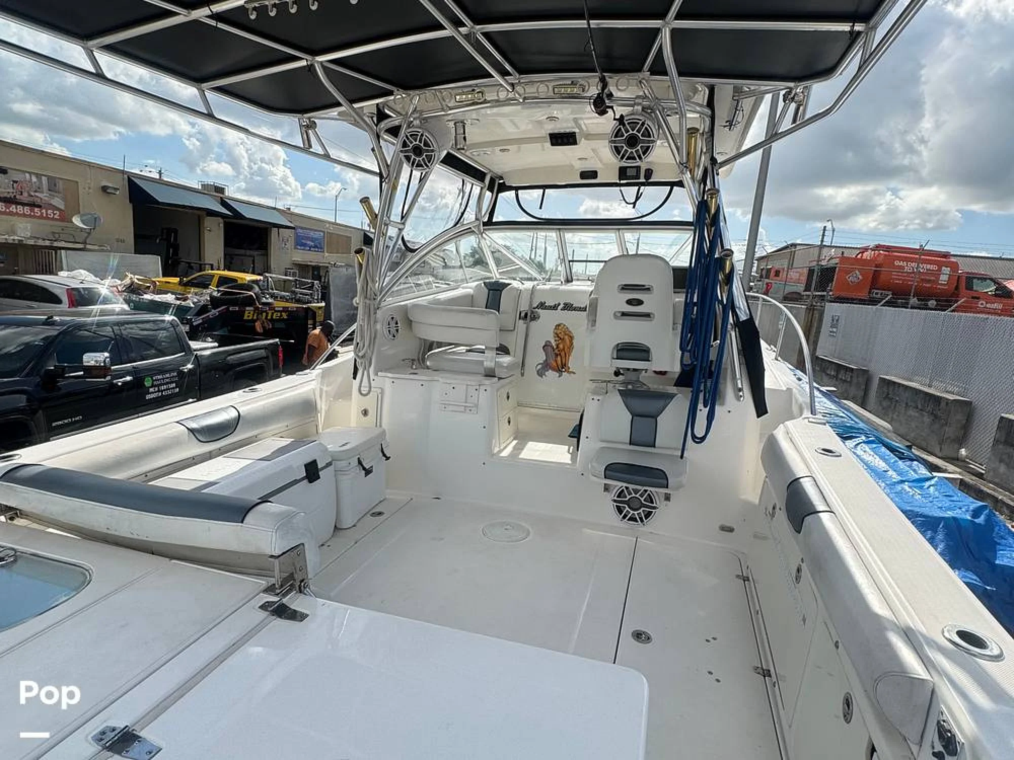 2009 Century Offshore 3200 - Image 3