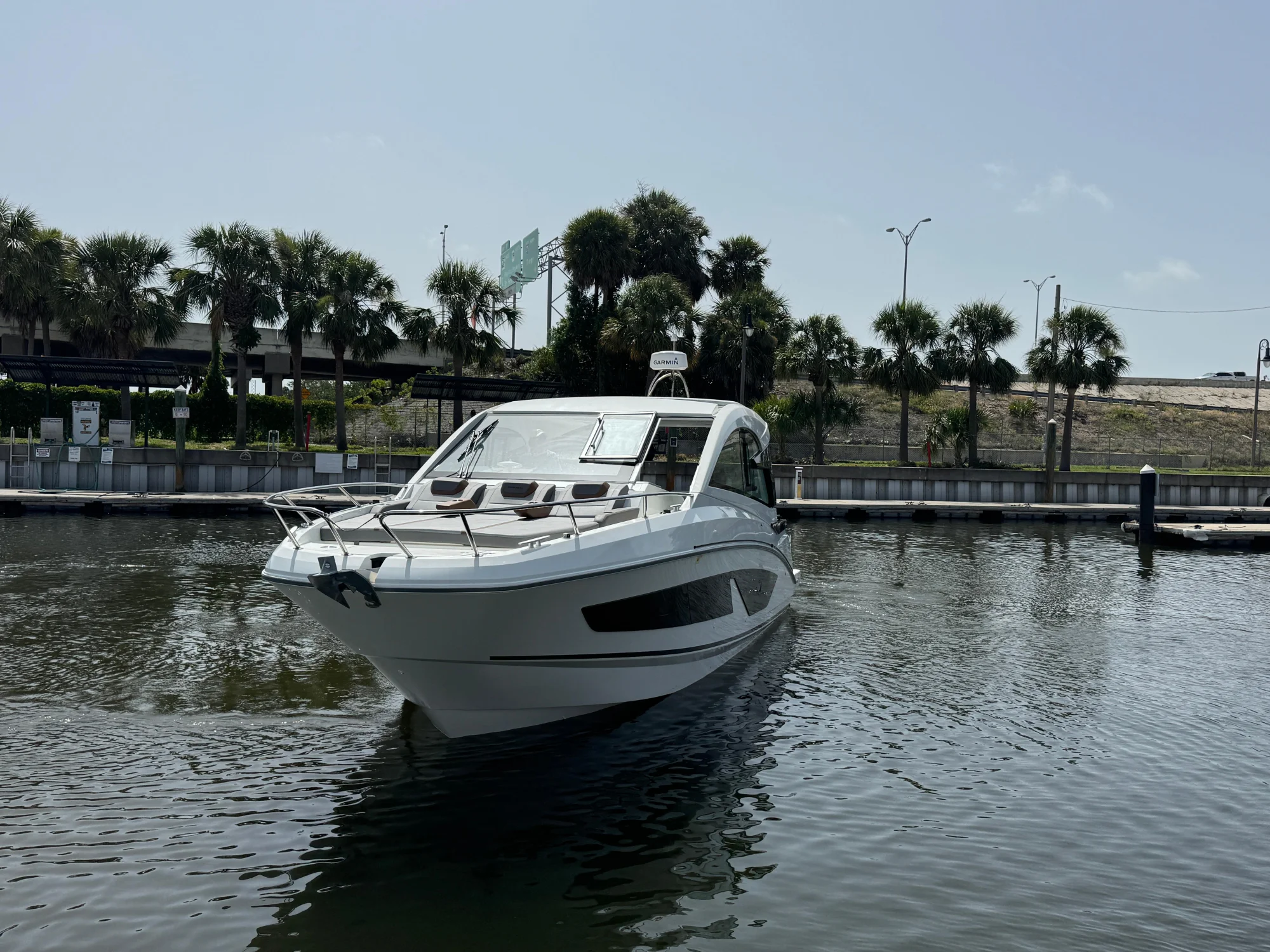 2022 Beneteau Gran Turismo 32 - Image 4