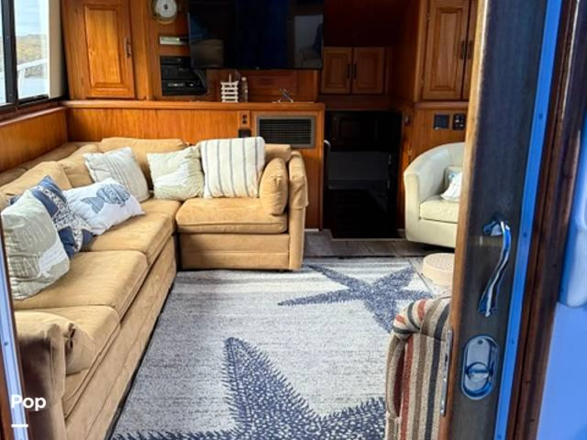 1978 Hatteras 46 Sportfish - Image 5