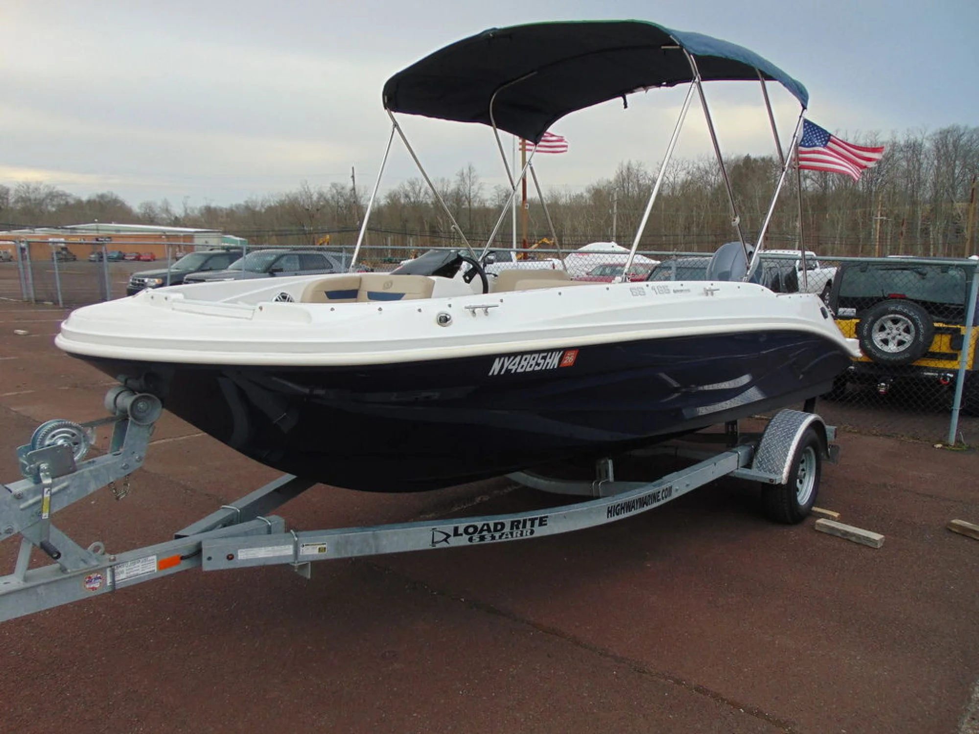 Hurricane SunDeck Sport 185 OB - Image 3