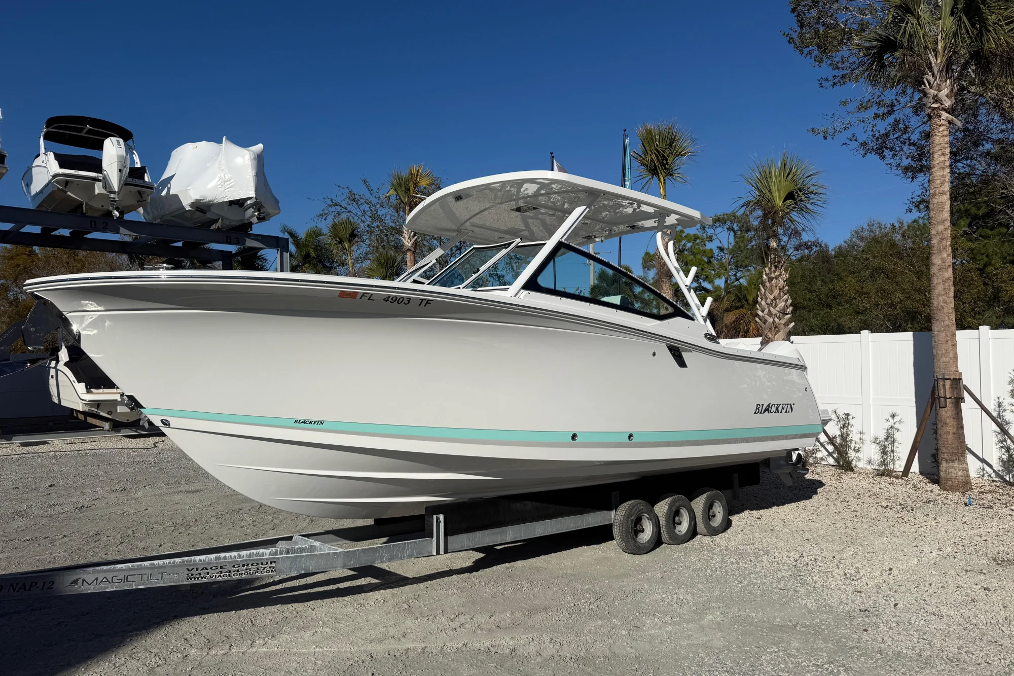 2022 Blackfin 272 DC - Main Image