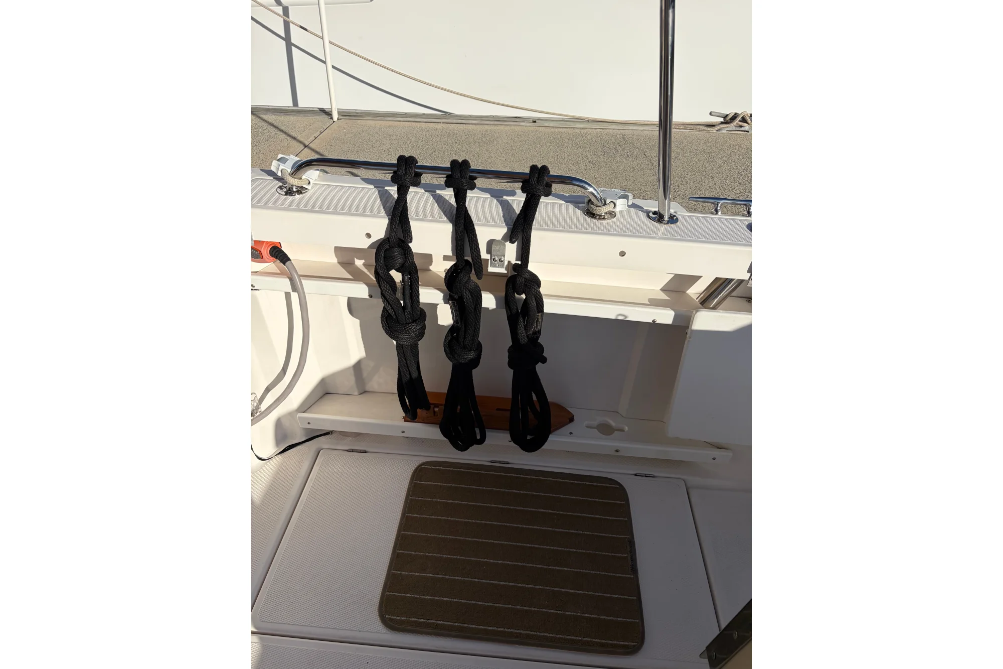 2019 Ranger Tugs R-27 - Image 4