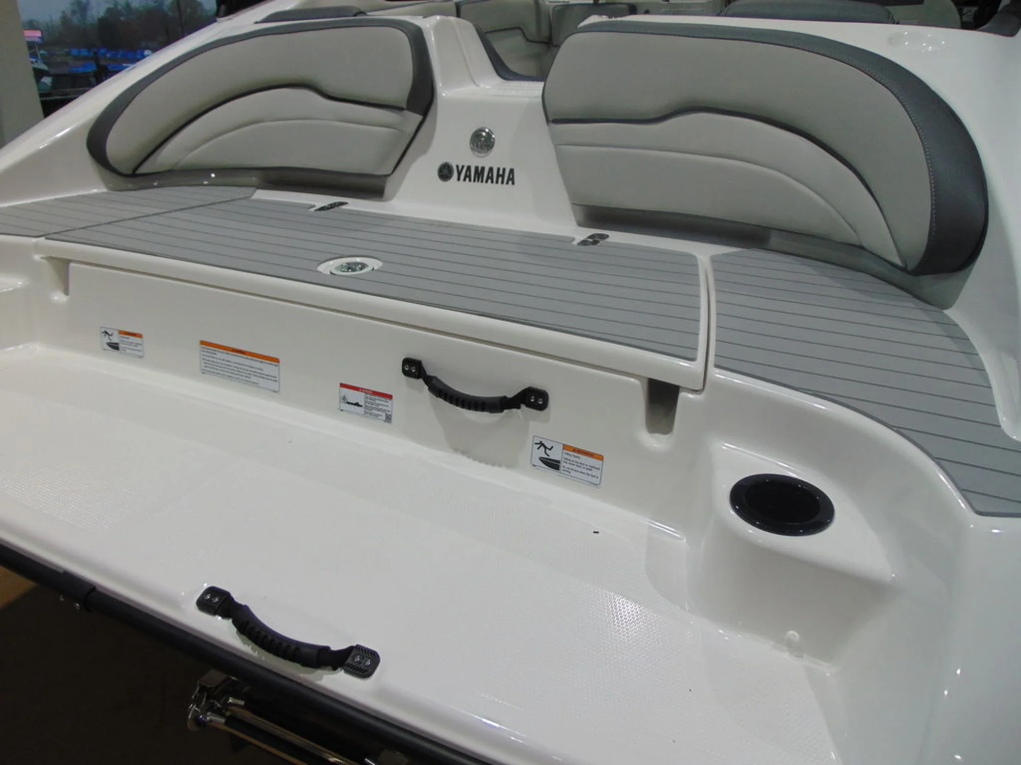 Yamaha Boats AR190 - Image 5