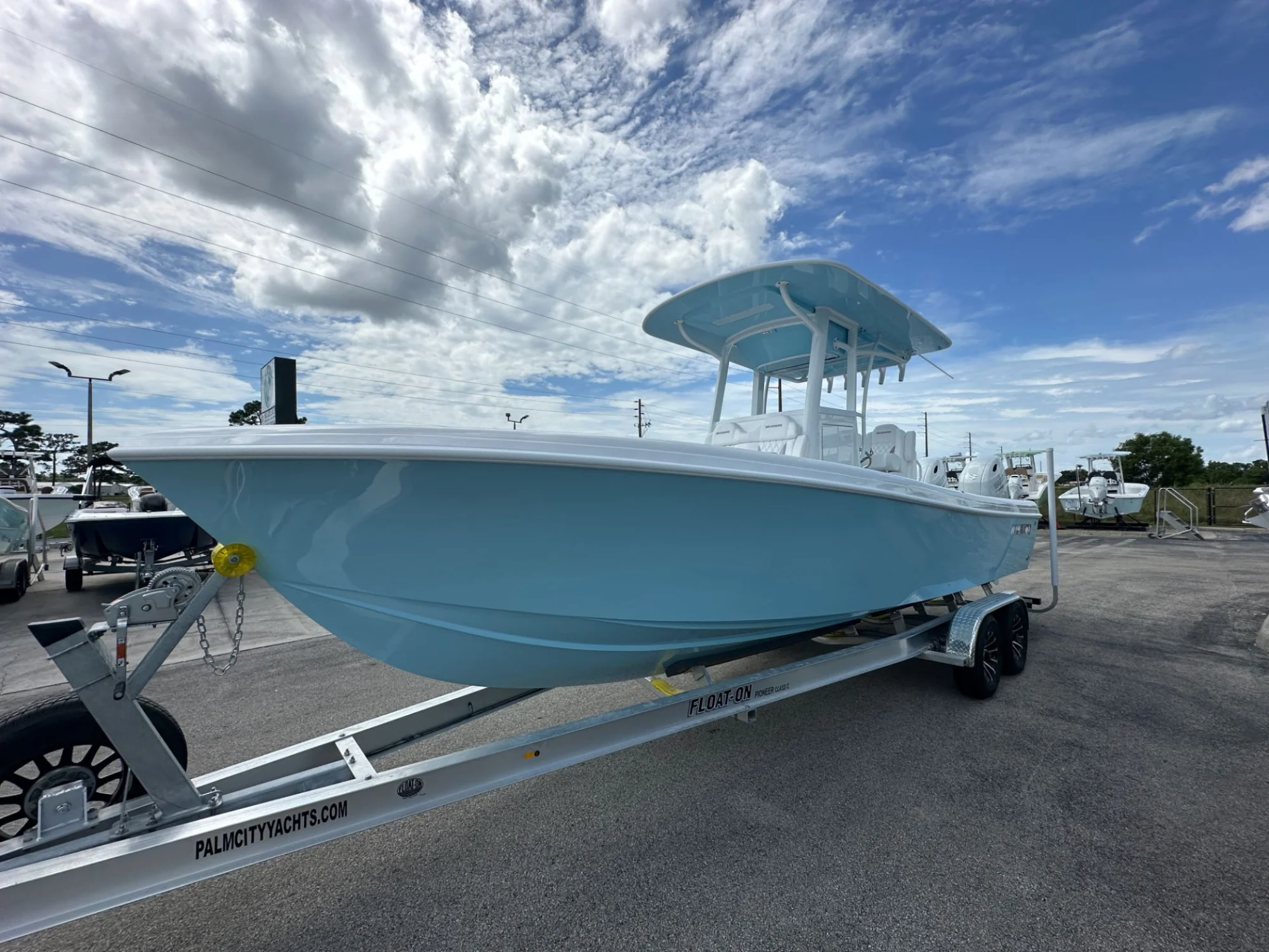 2026 Bluewater 25T CC - Image 2