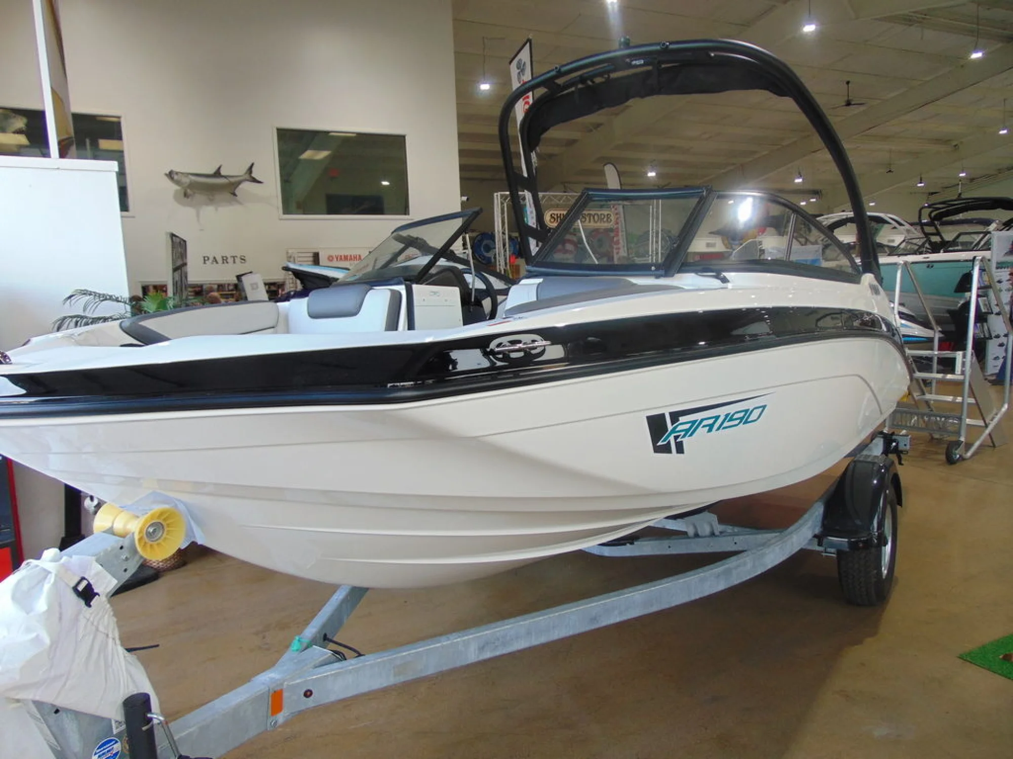 Yamaha Boats AR190 - Image 3