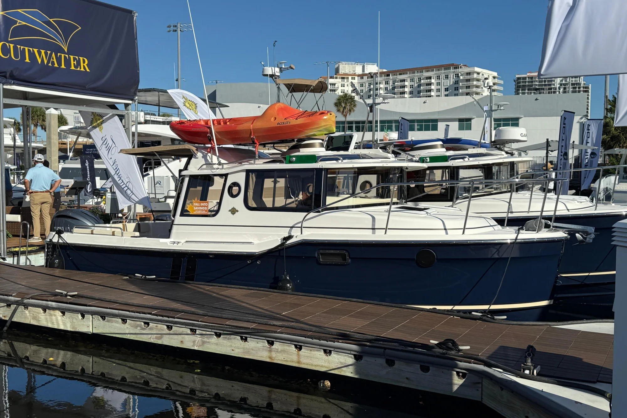 2026 Ranger Tugs R-25 - Image 2