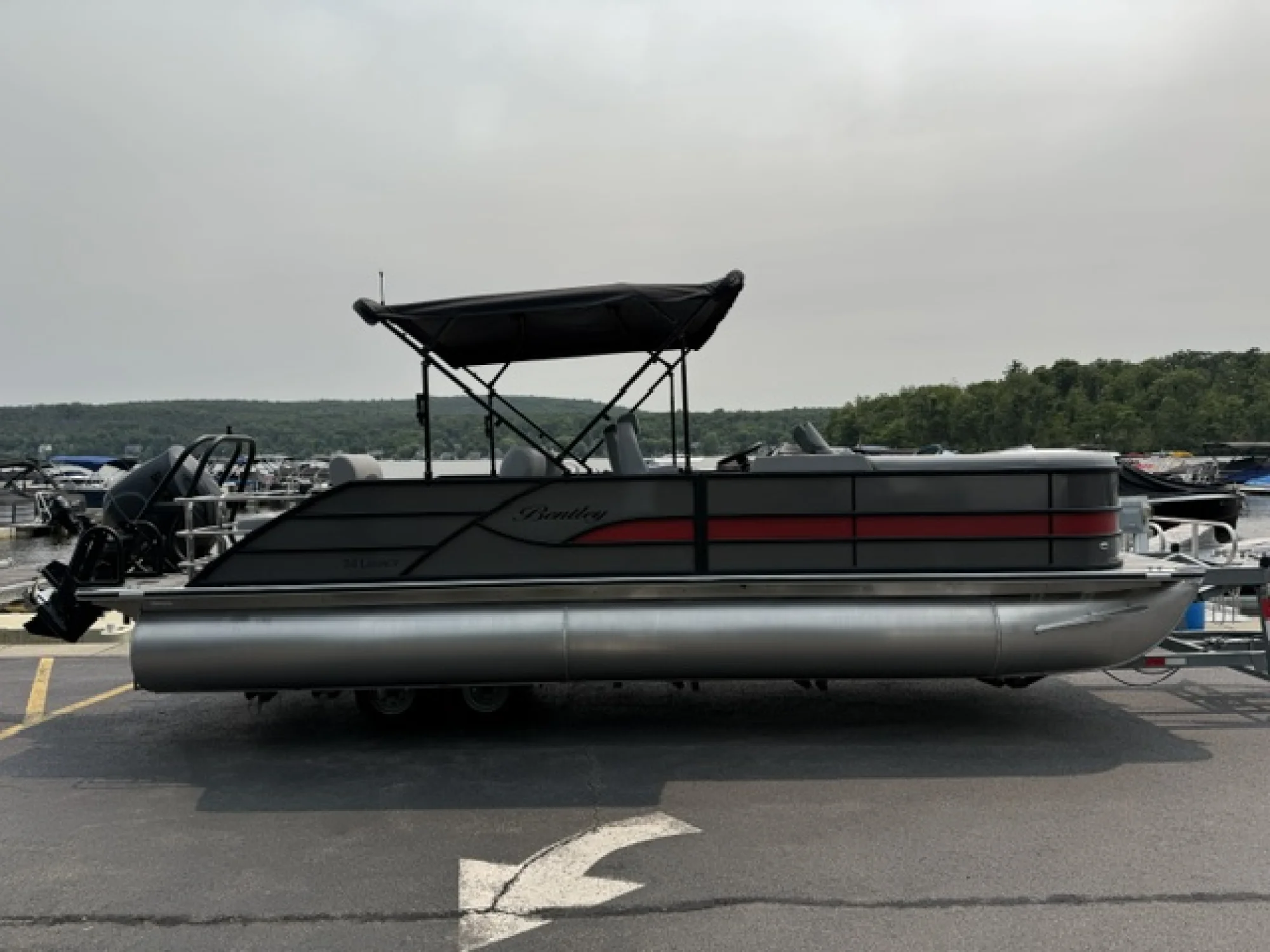 2027 Bentley Pontoons 243 Quad Swingback - Main Image