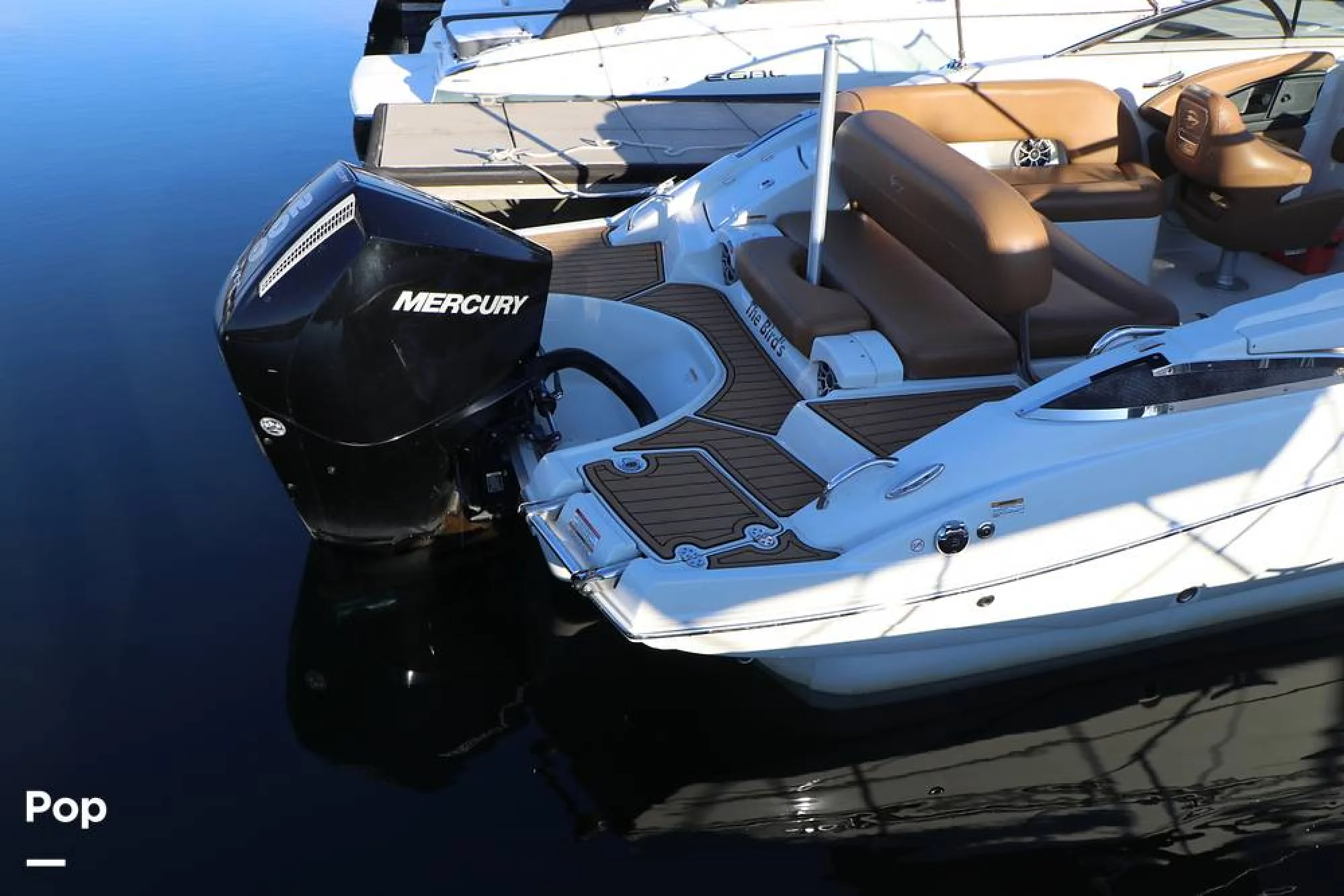 2023 Crownline E235 XS - Image 4