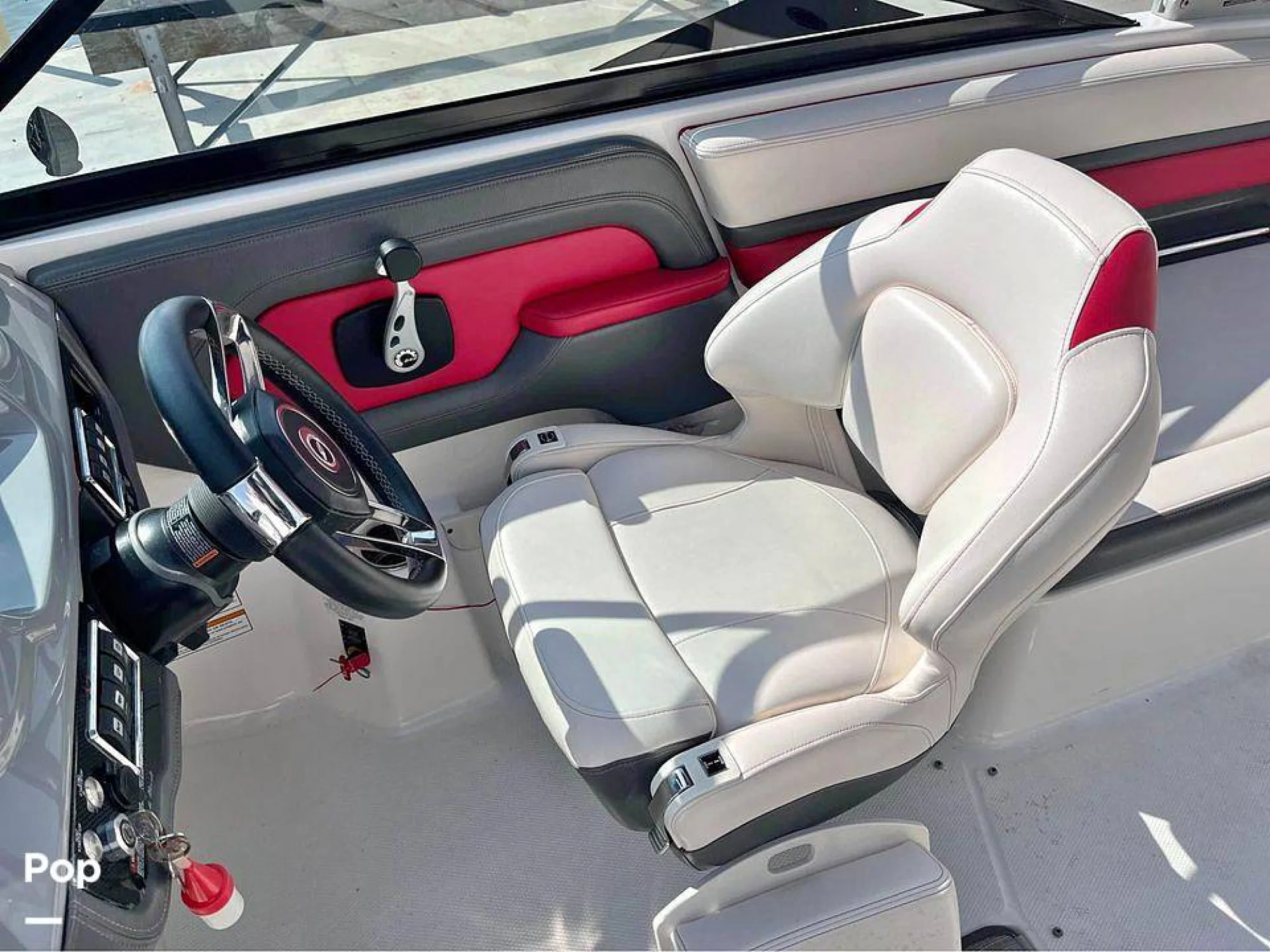 2017 Chaparral 243 Vortex VRX - Image 4