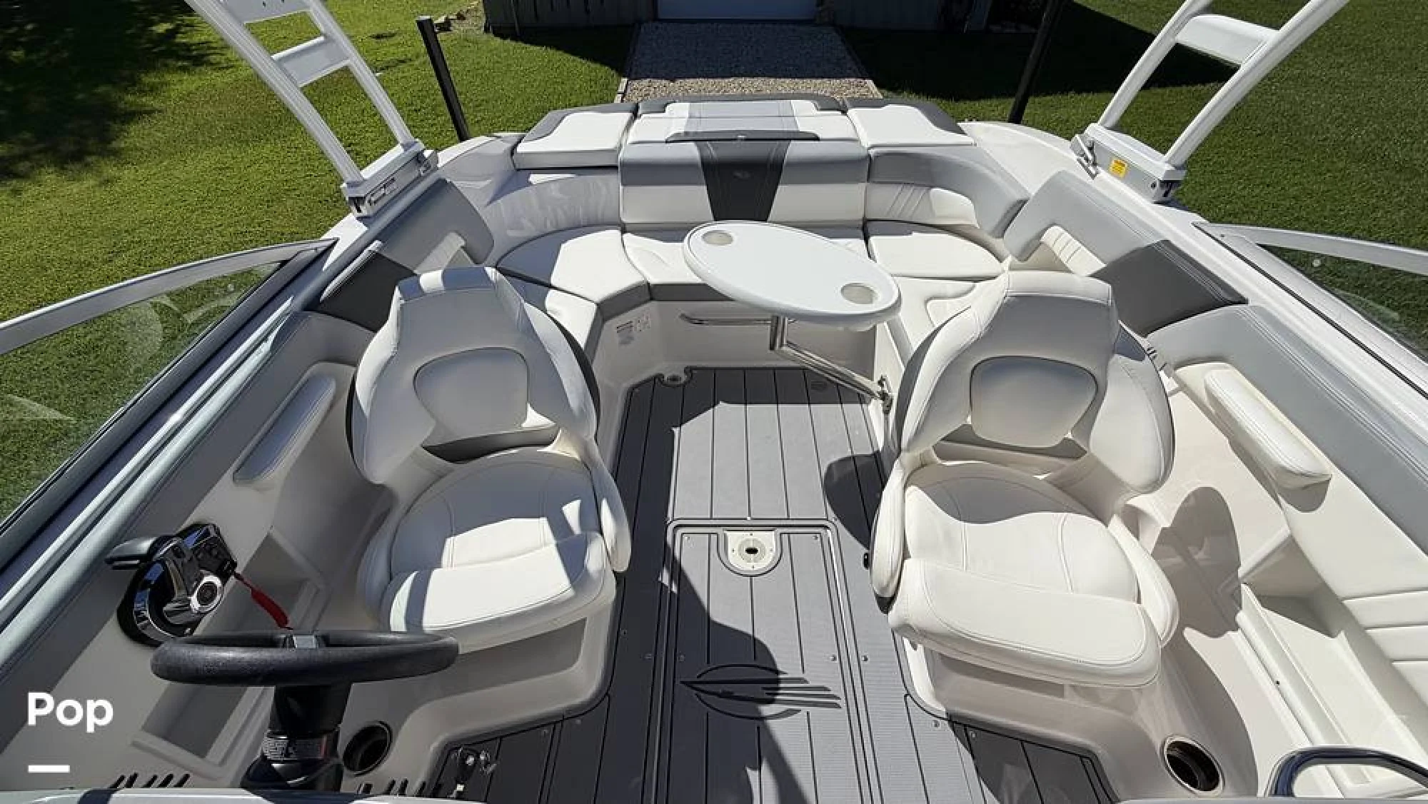 2023 Chaparral 23SSI - Image 3