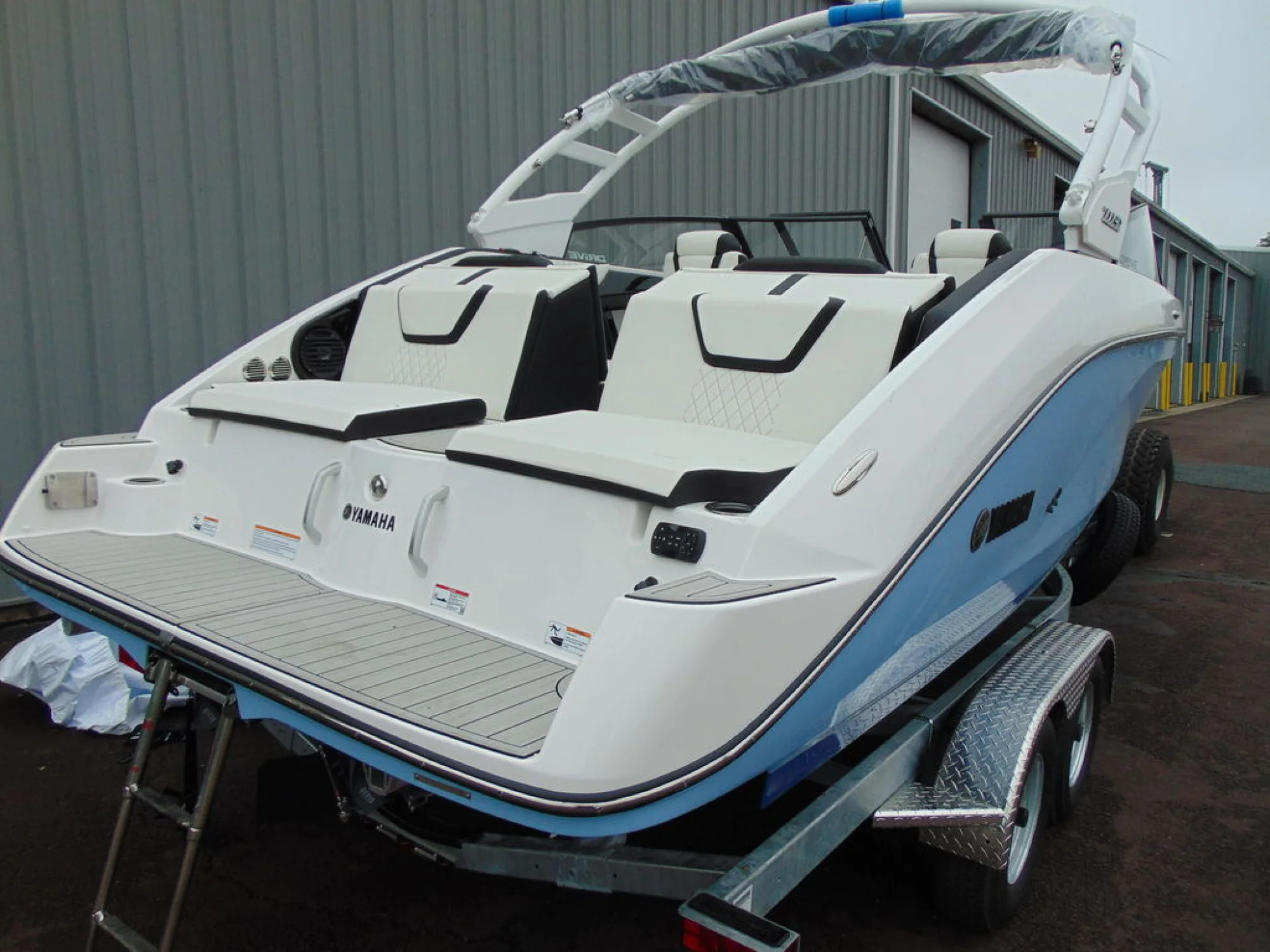 Yamaha Marine 222SD - Image 5