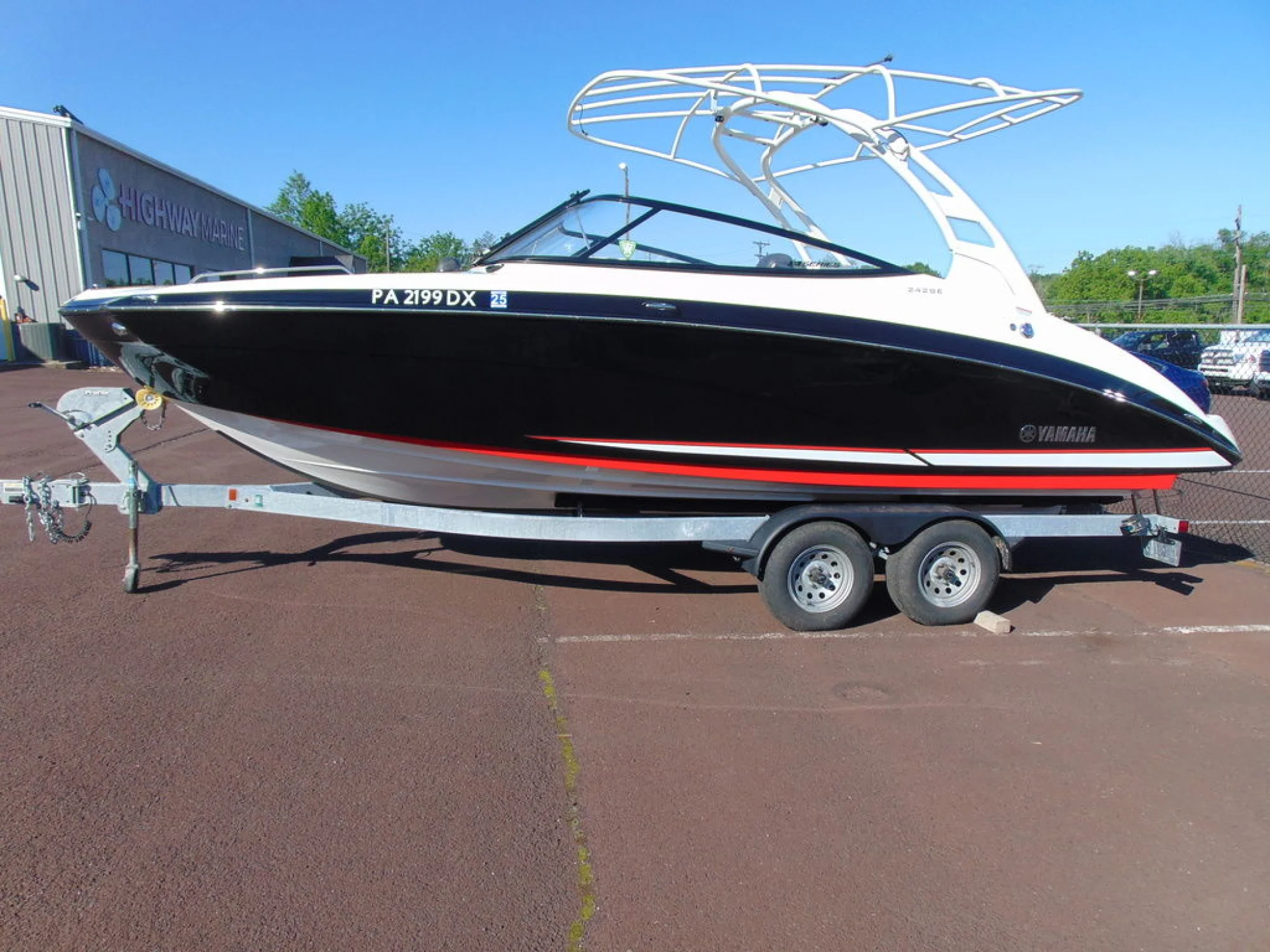 Yamaha Marine 242SE - Image 2