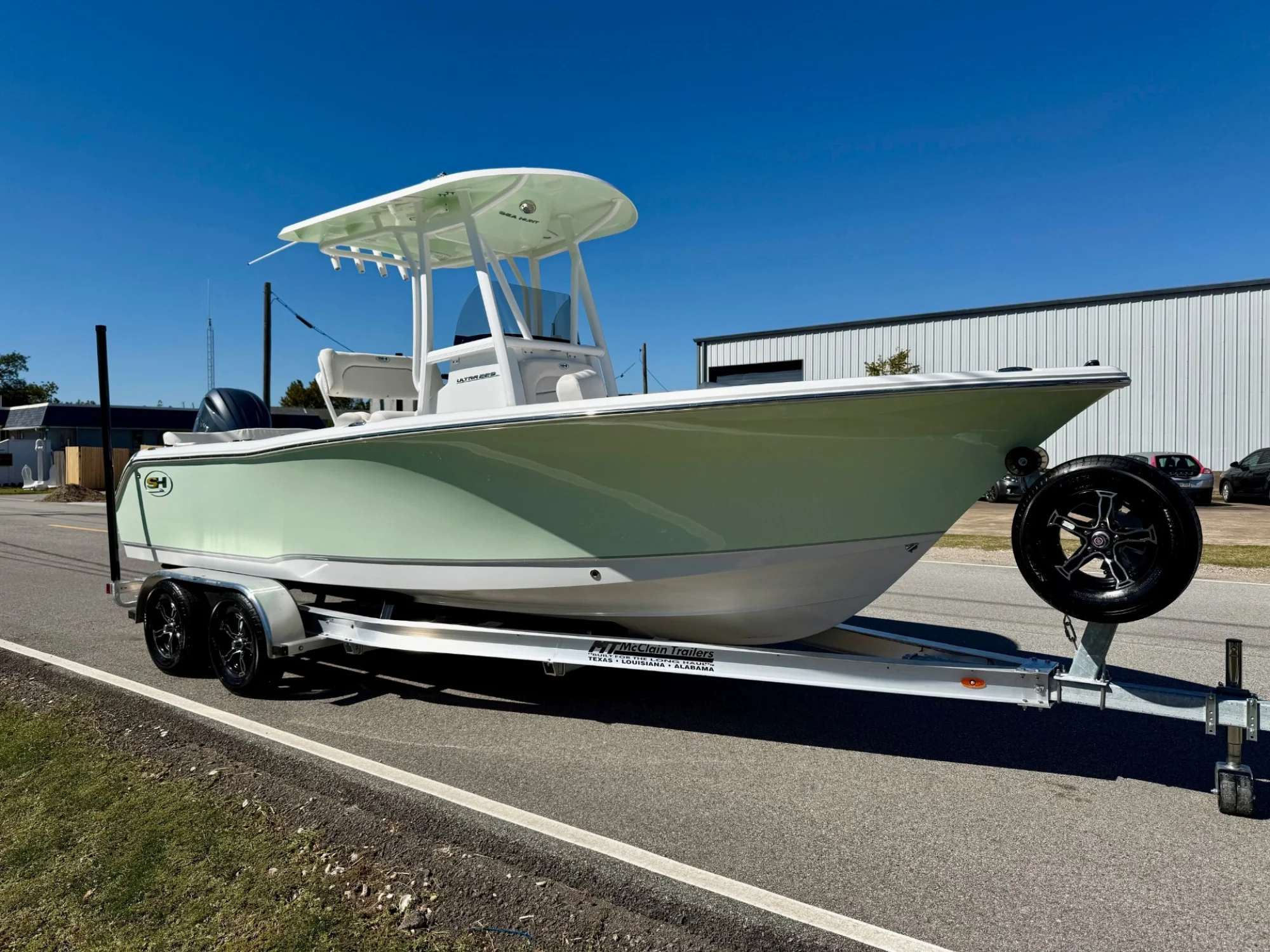 2026 Sea Hunt Ultra 229 - Image 5