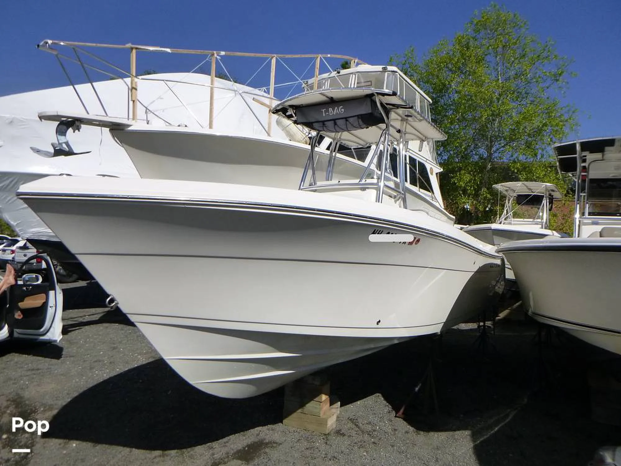 2022 Cobia 237 CC - Image 2
