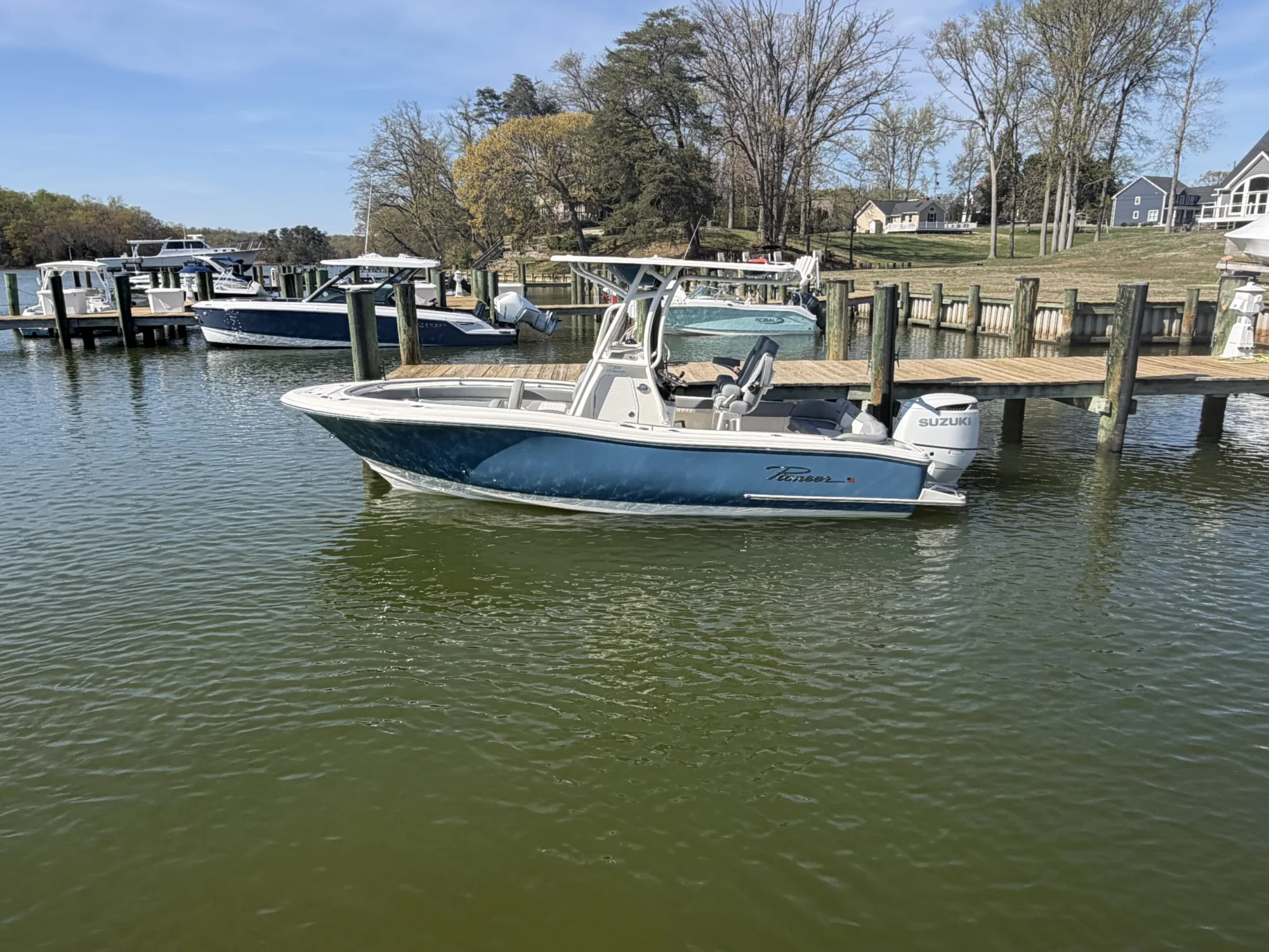 2026 Pioneer 222 Islander - Image 4