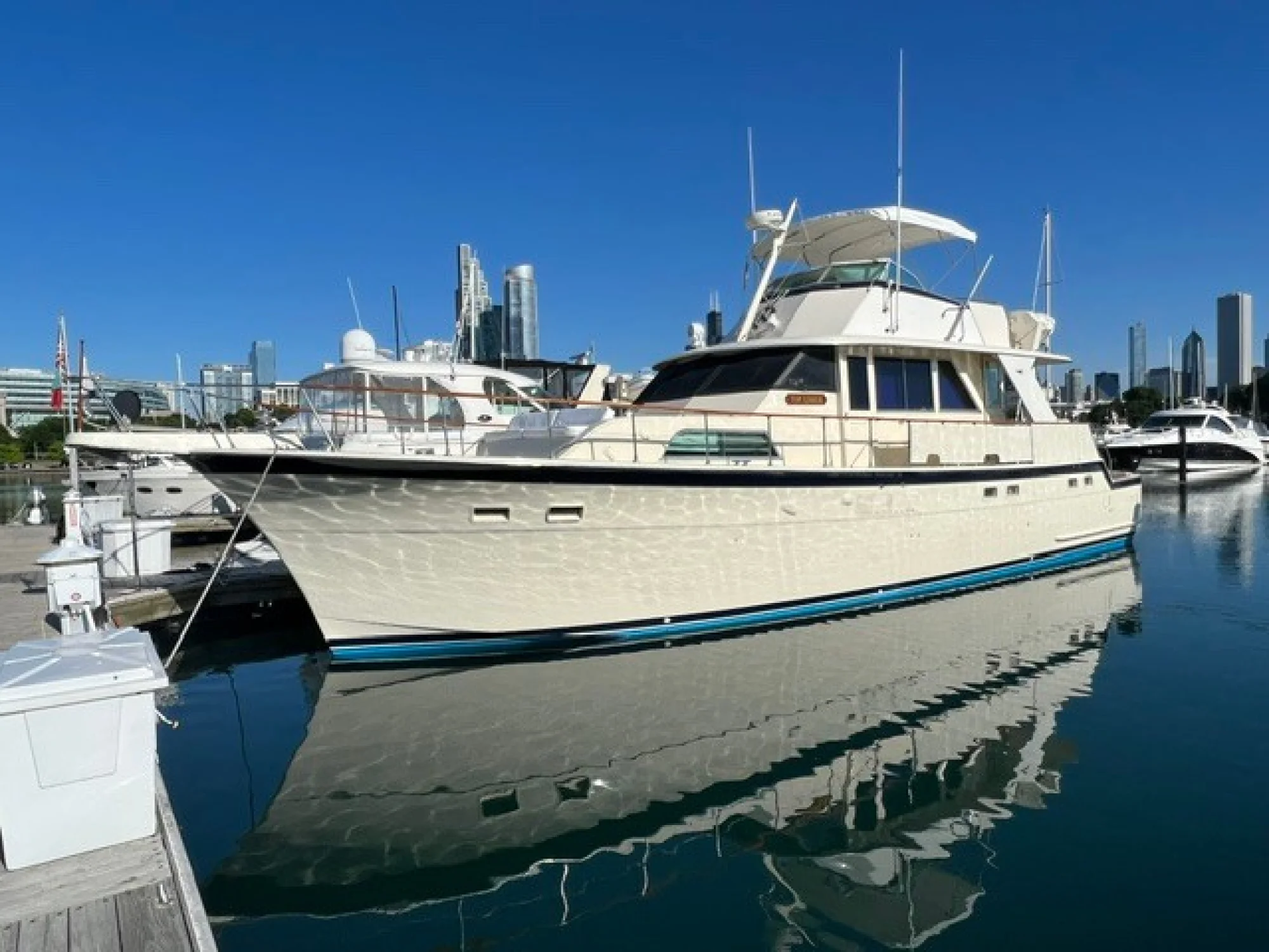 1972 Hatteras Yacht Fish 58 - Image 5