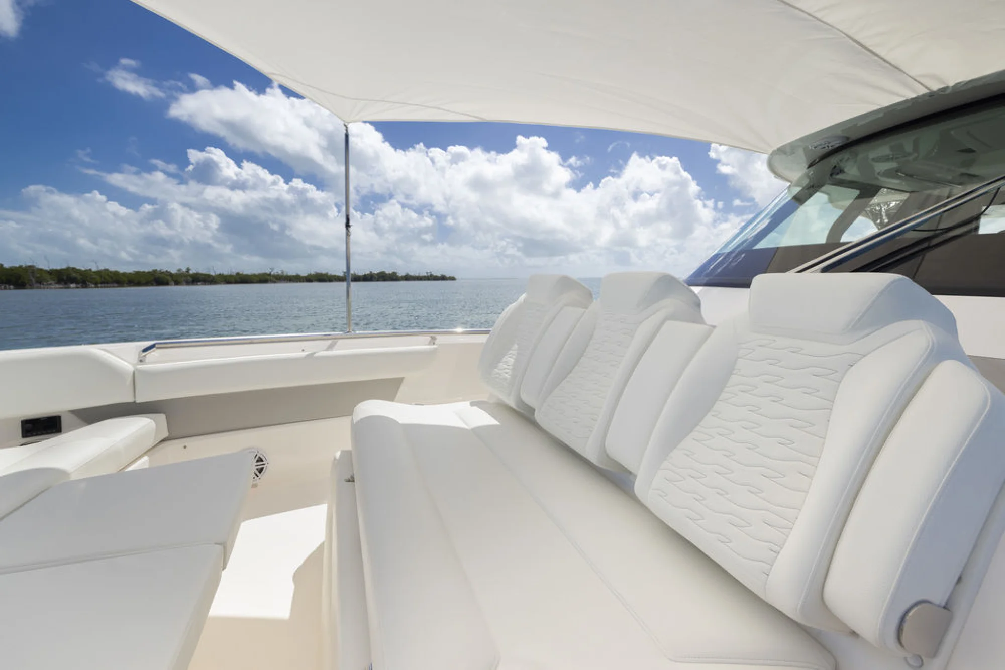Tiara Yachts 46LS - Image 4