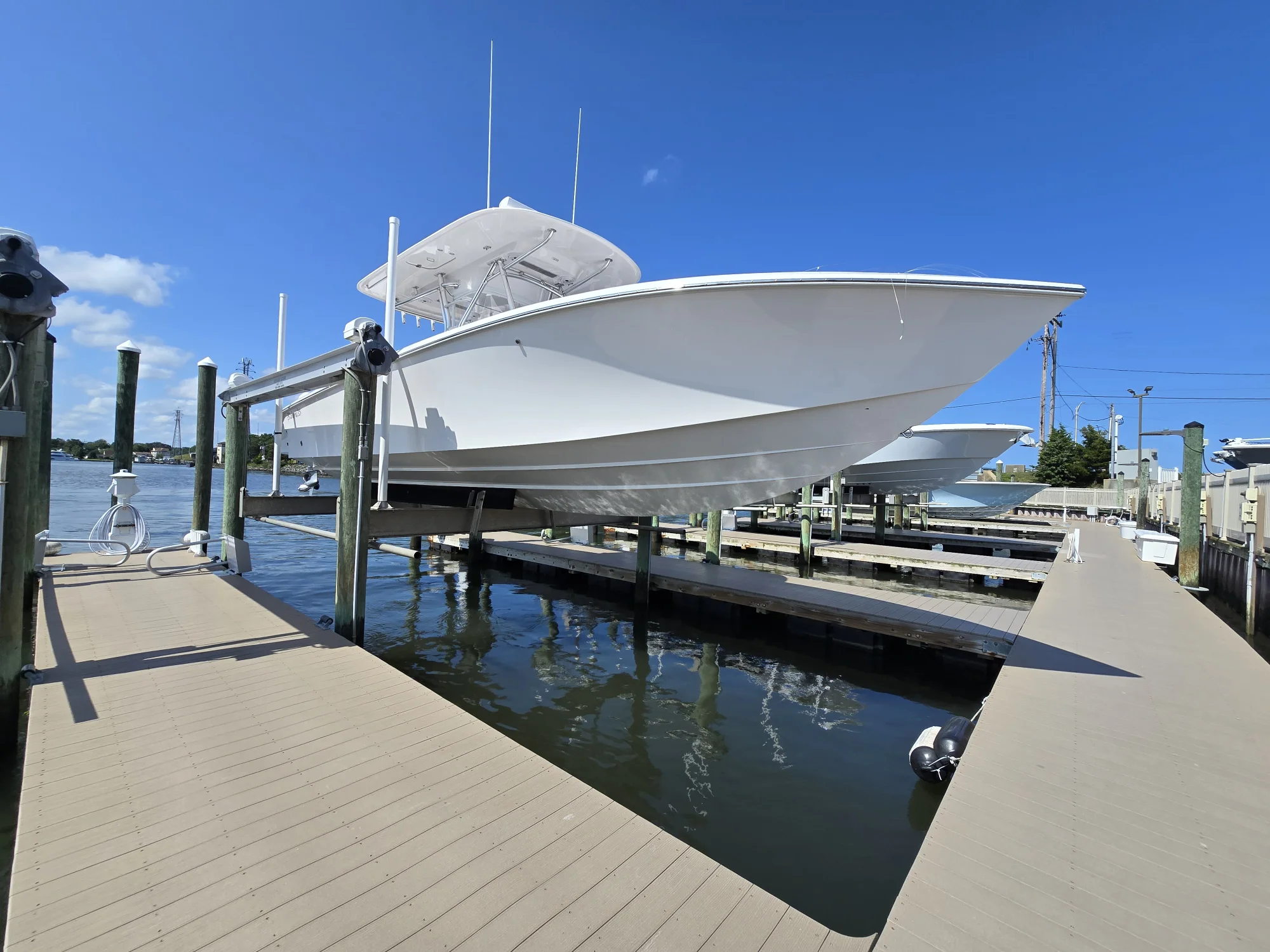 2025 35 Bahama 35 Super Center Console - 35ft - Image 4