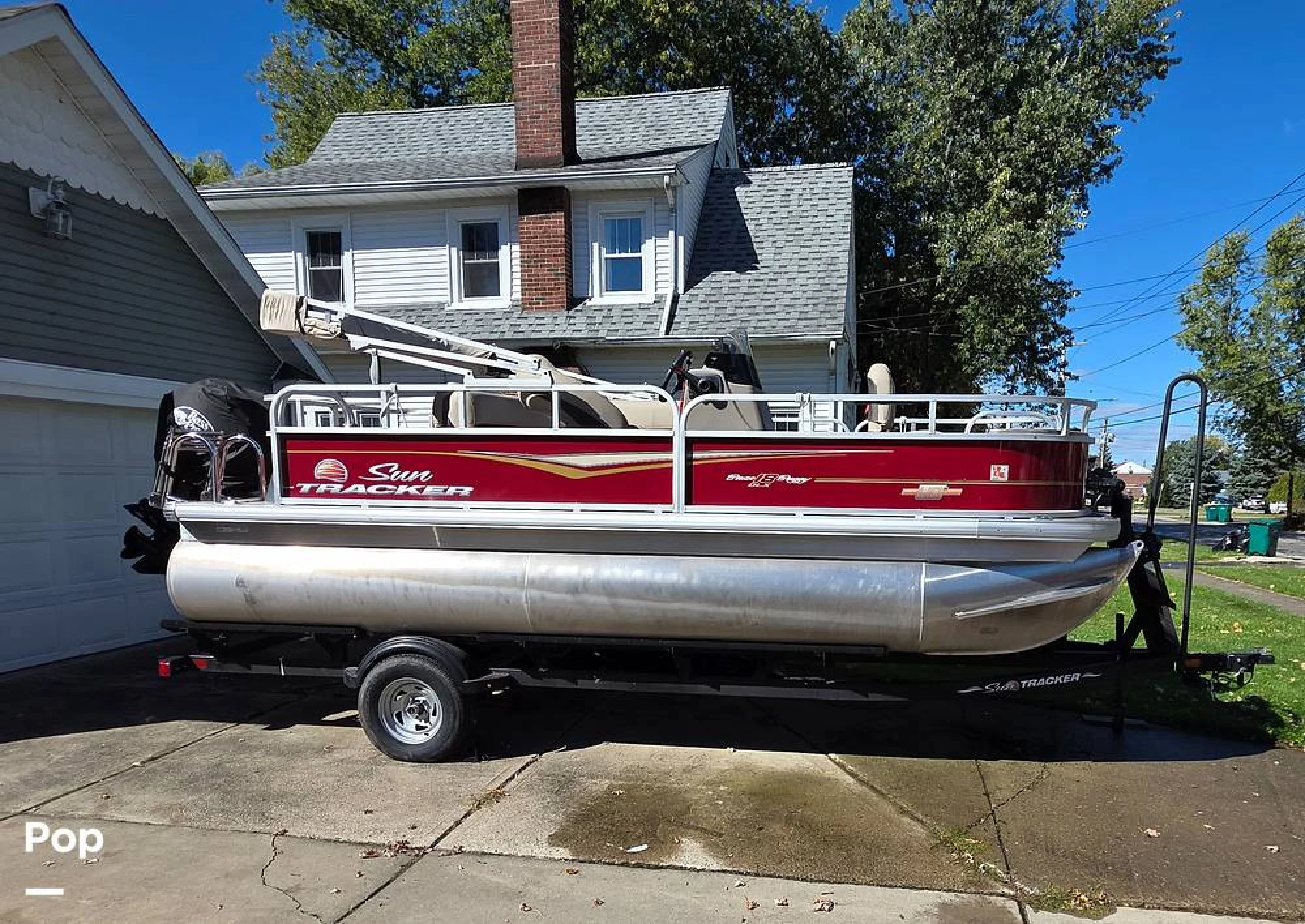 2023 Sun Tracker Bass Buggy 18 DLX - Image 2