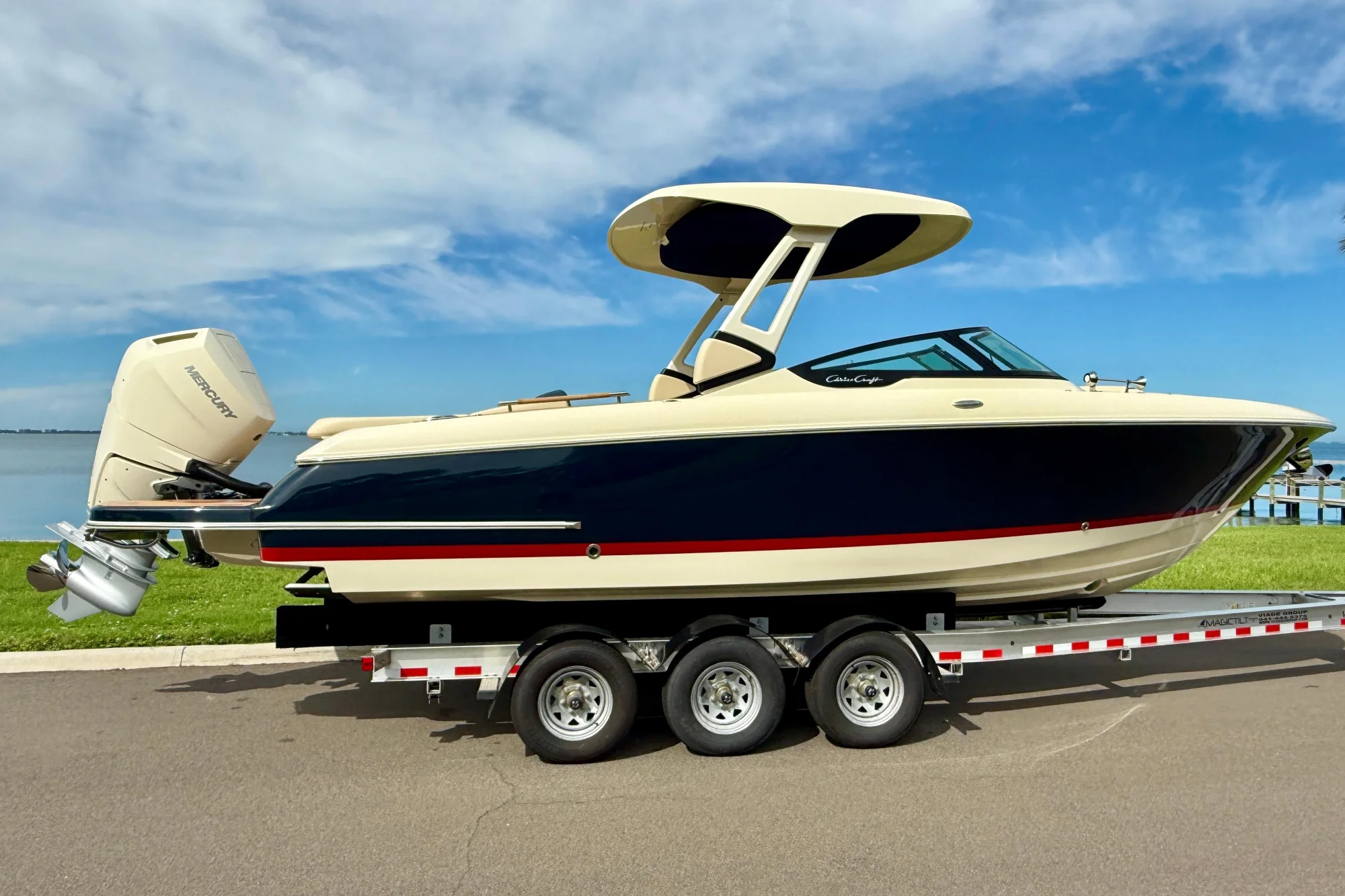 2026 Chris-Craft Sportster 28 - Image 4