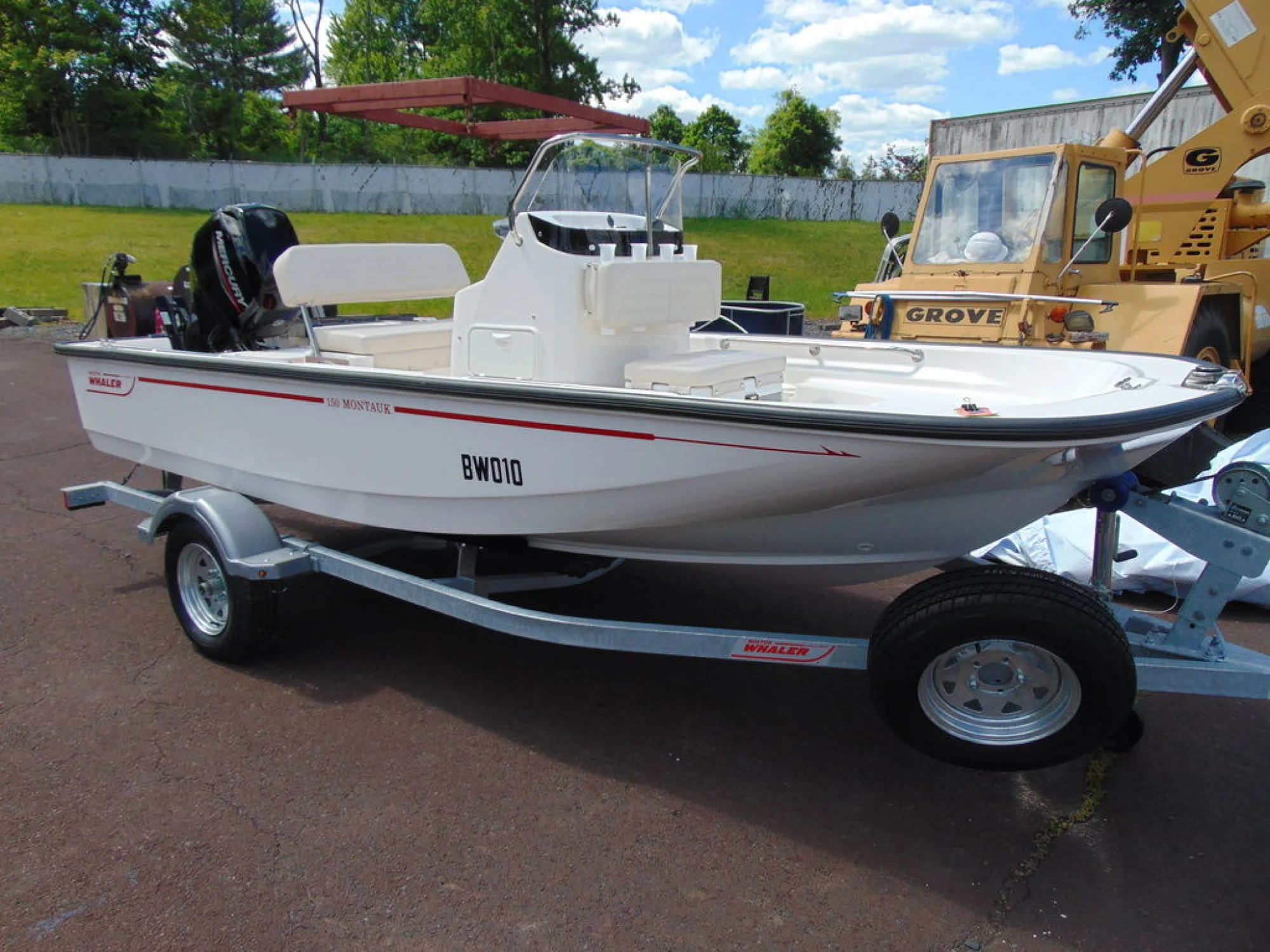 Boston Whaler 150 Montauk
