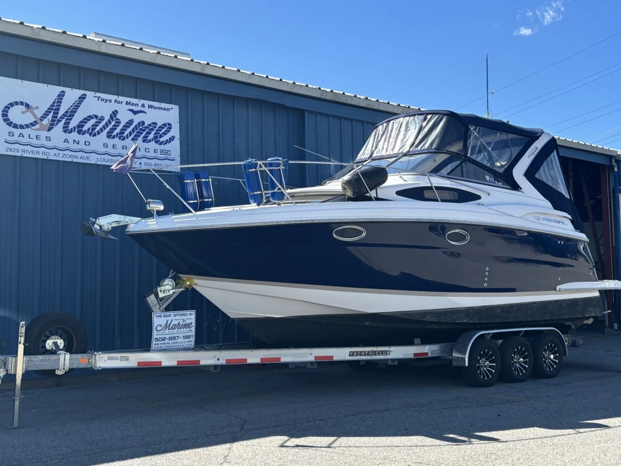 2014 Regal Express Cruiser 30 - Image 4