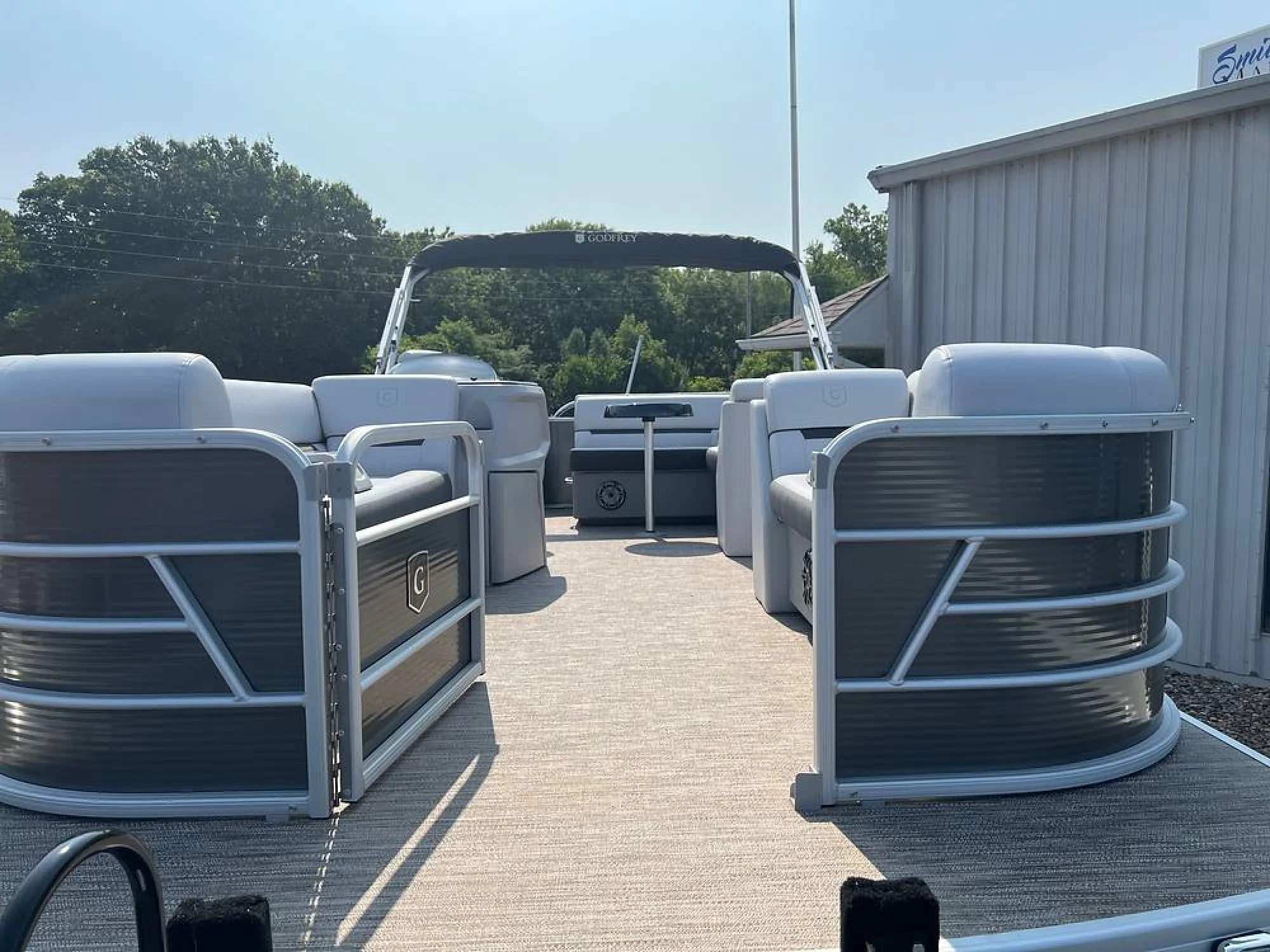 2023 Godfrey Pontoon Sweetwater 2186C - Image 4