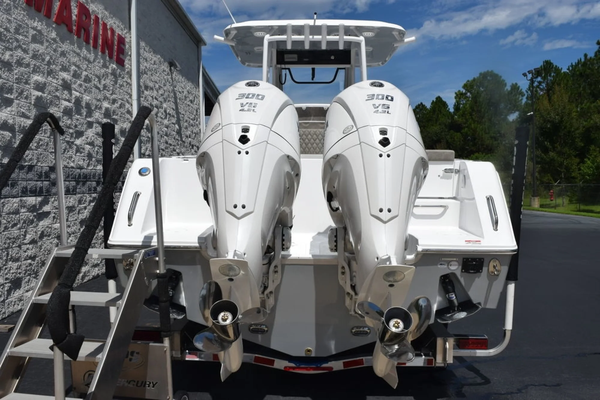 2026 Sea Hunt Gamefish 28FS - Image 4